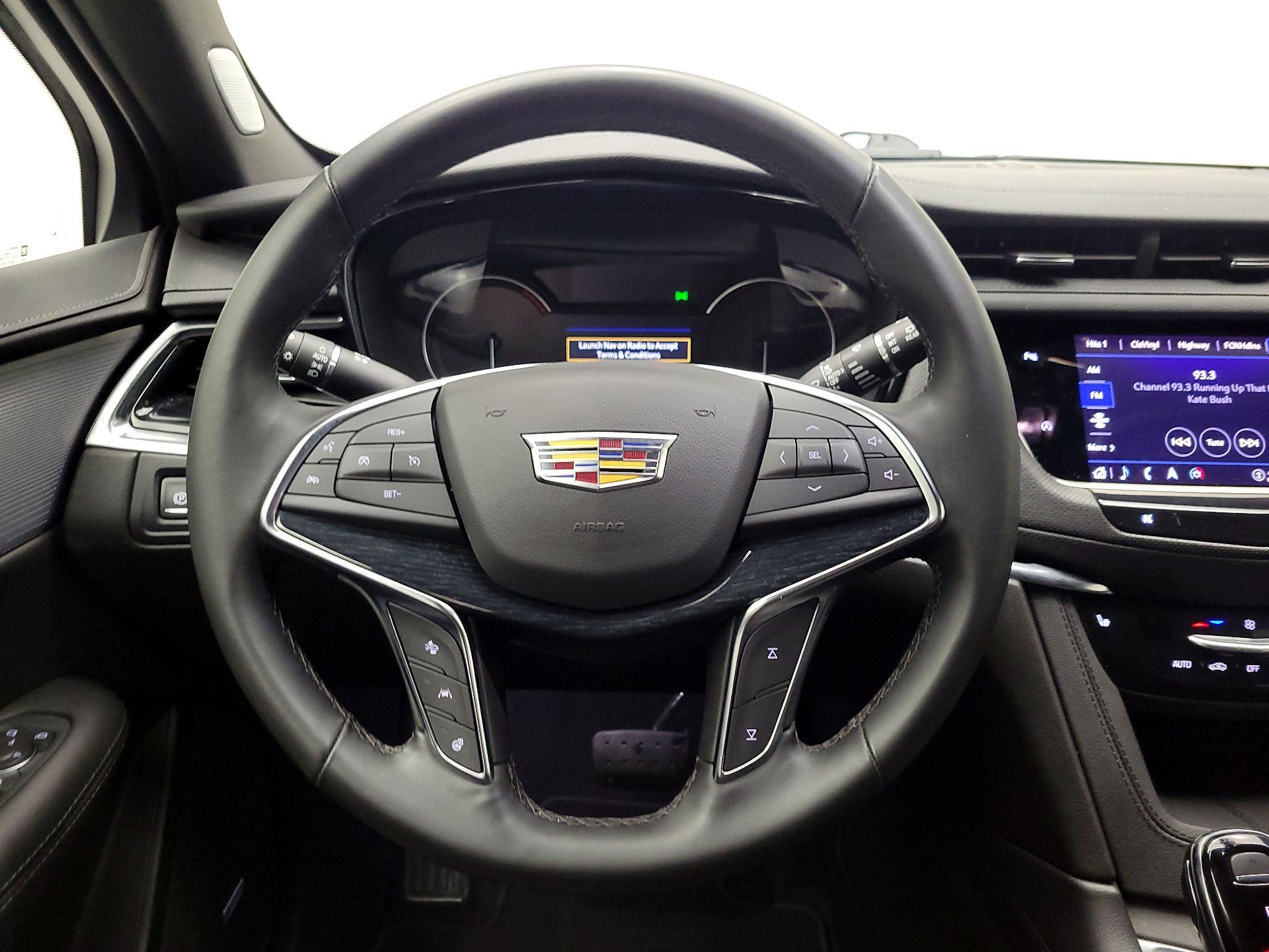 Thumbnail: 2025 Cadillac XT5 - 10