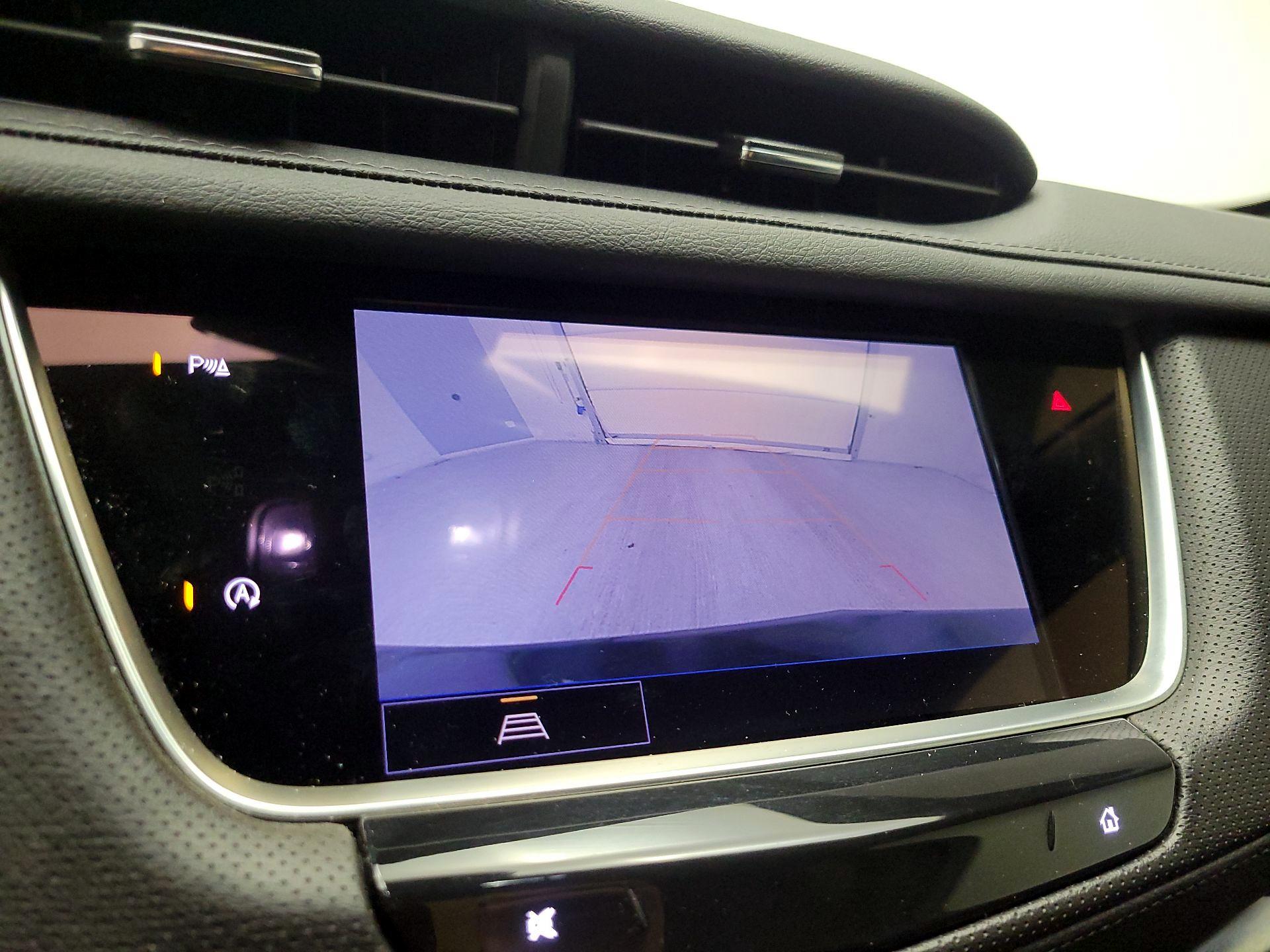 Thumbnail: 2025 Cadillac XT5 - 15