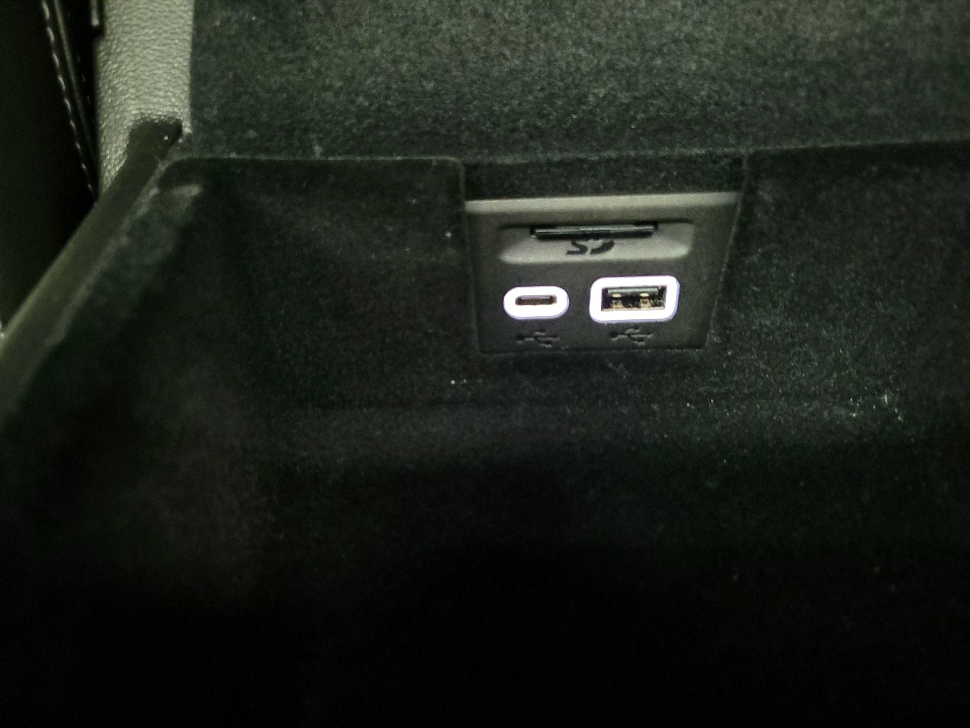 Thumbnail: 2025 Cadillac XT5 - 19