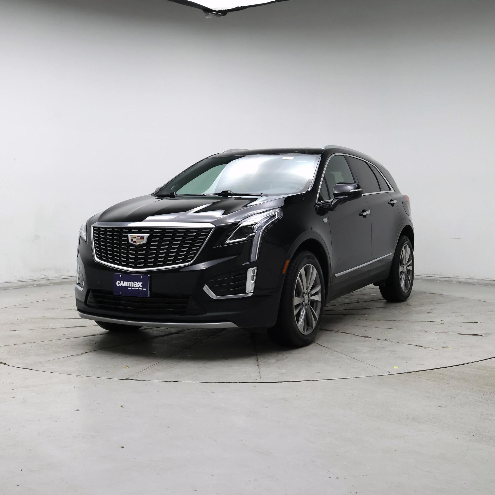 Thumbnail: 2025 Cadillac XT5 - 4