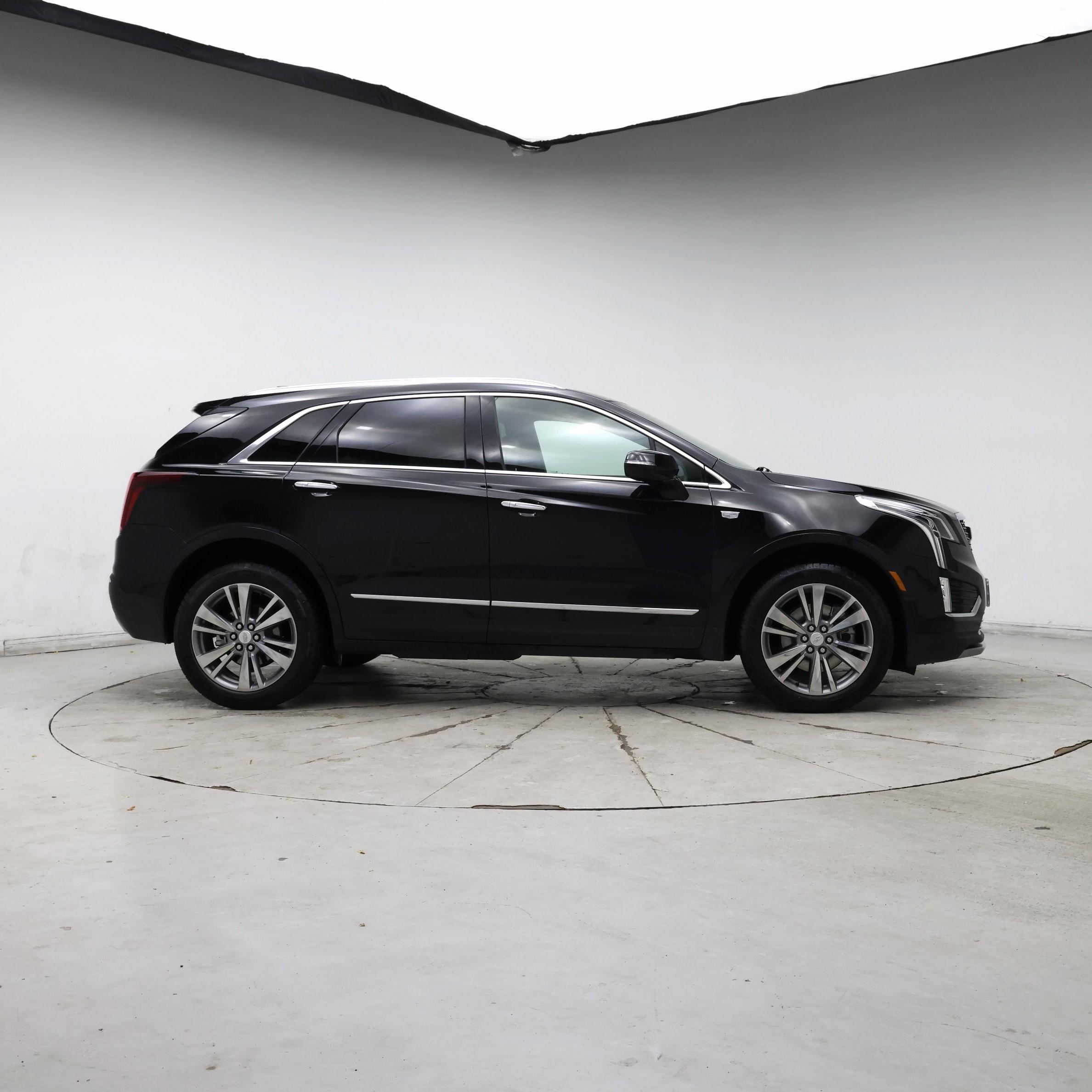 Thumbnail: 2025 Cadillac XT5 - 7