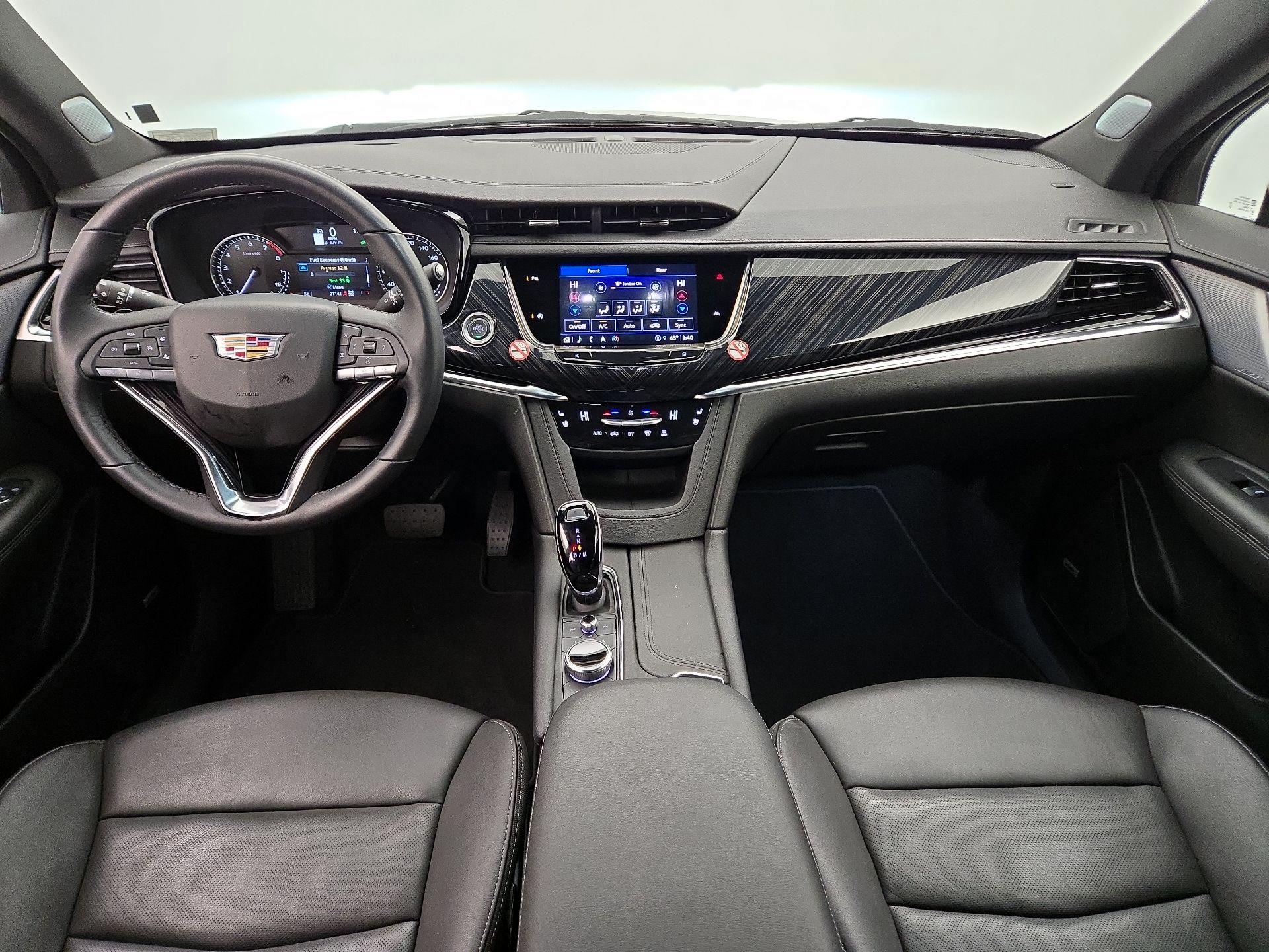 Thumbnail: 2025 Cadillac XT6 - 9