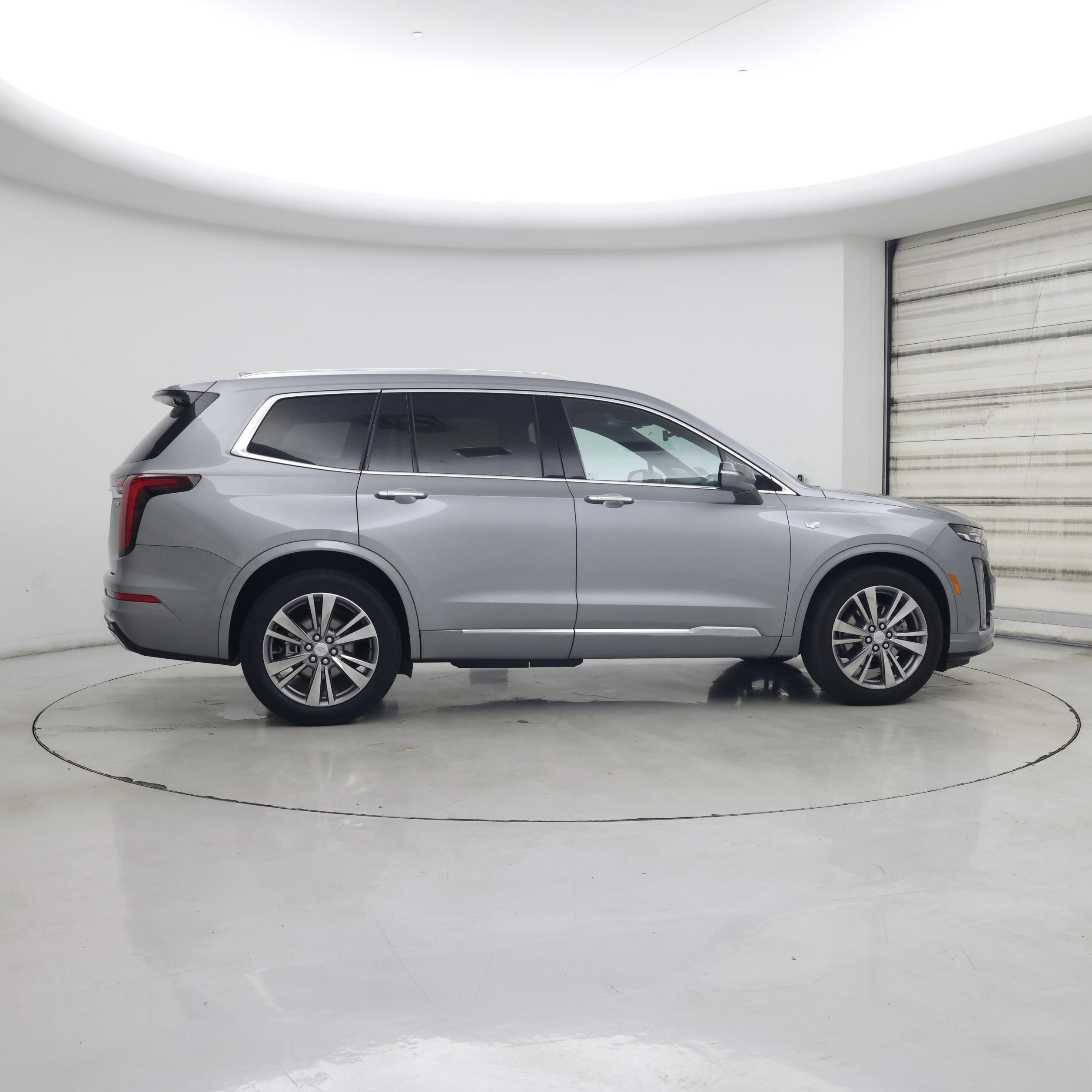 Thumbnail: 2025 Cadillac XT6 - 7