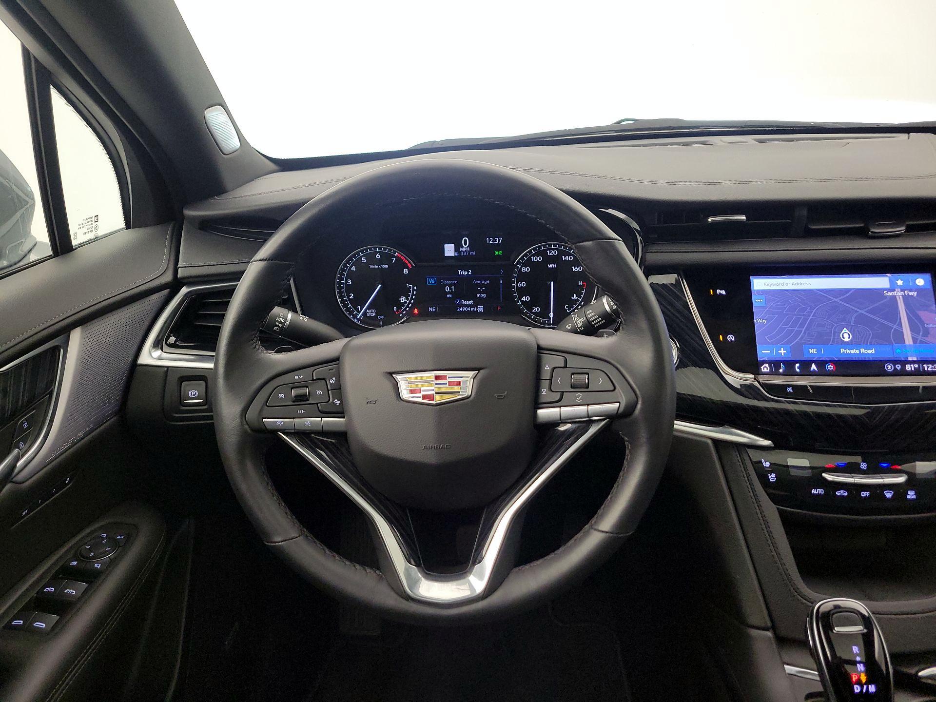 Thumbnail: 2025 Cadillac XT6 - 10