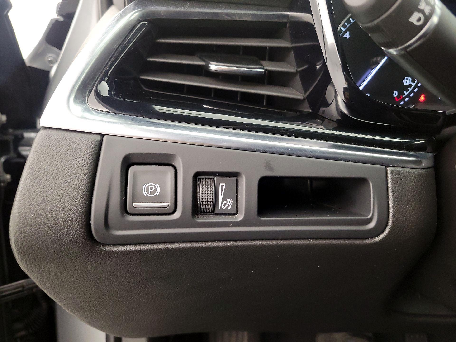 Thumbnail: 2025 Cadillac XT6 - 13