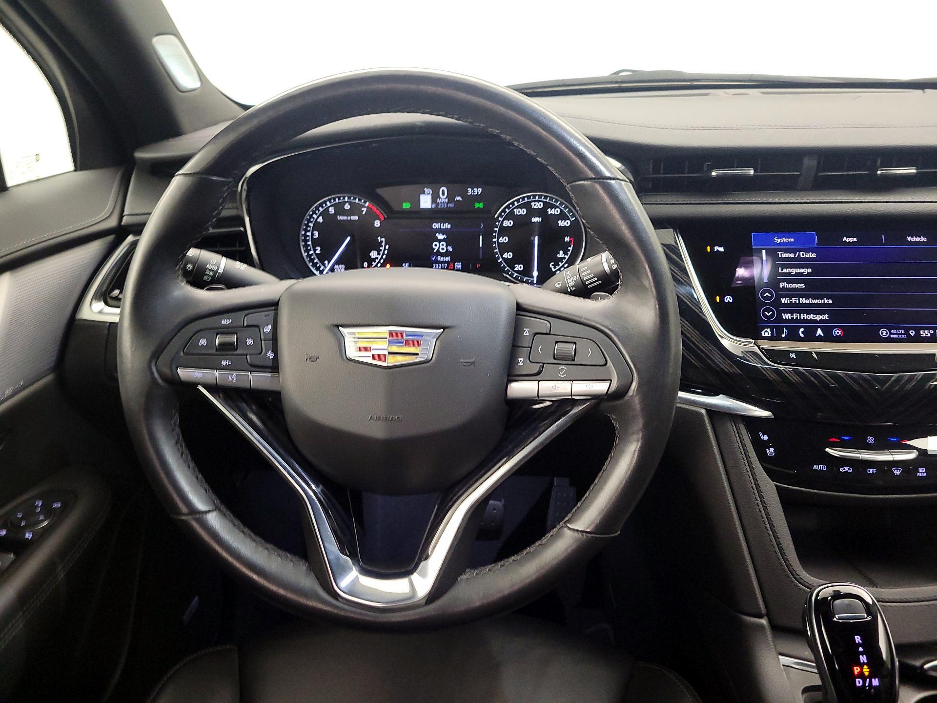 Thumbnail: 2025 Cadillac XT6 - 10