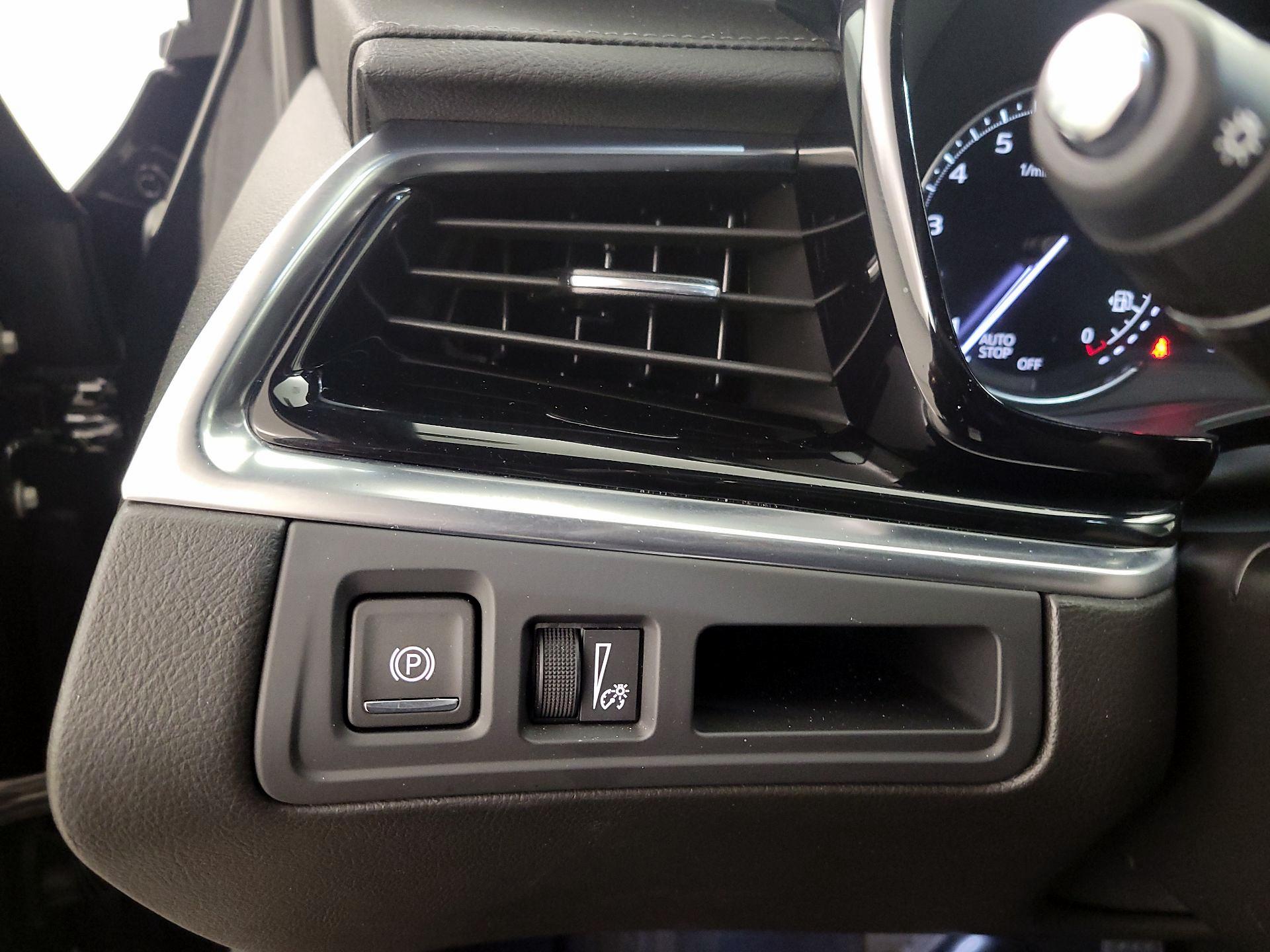 Thumbnail: 2025 Cadillac XT6 - 13