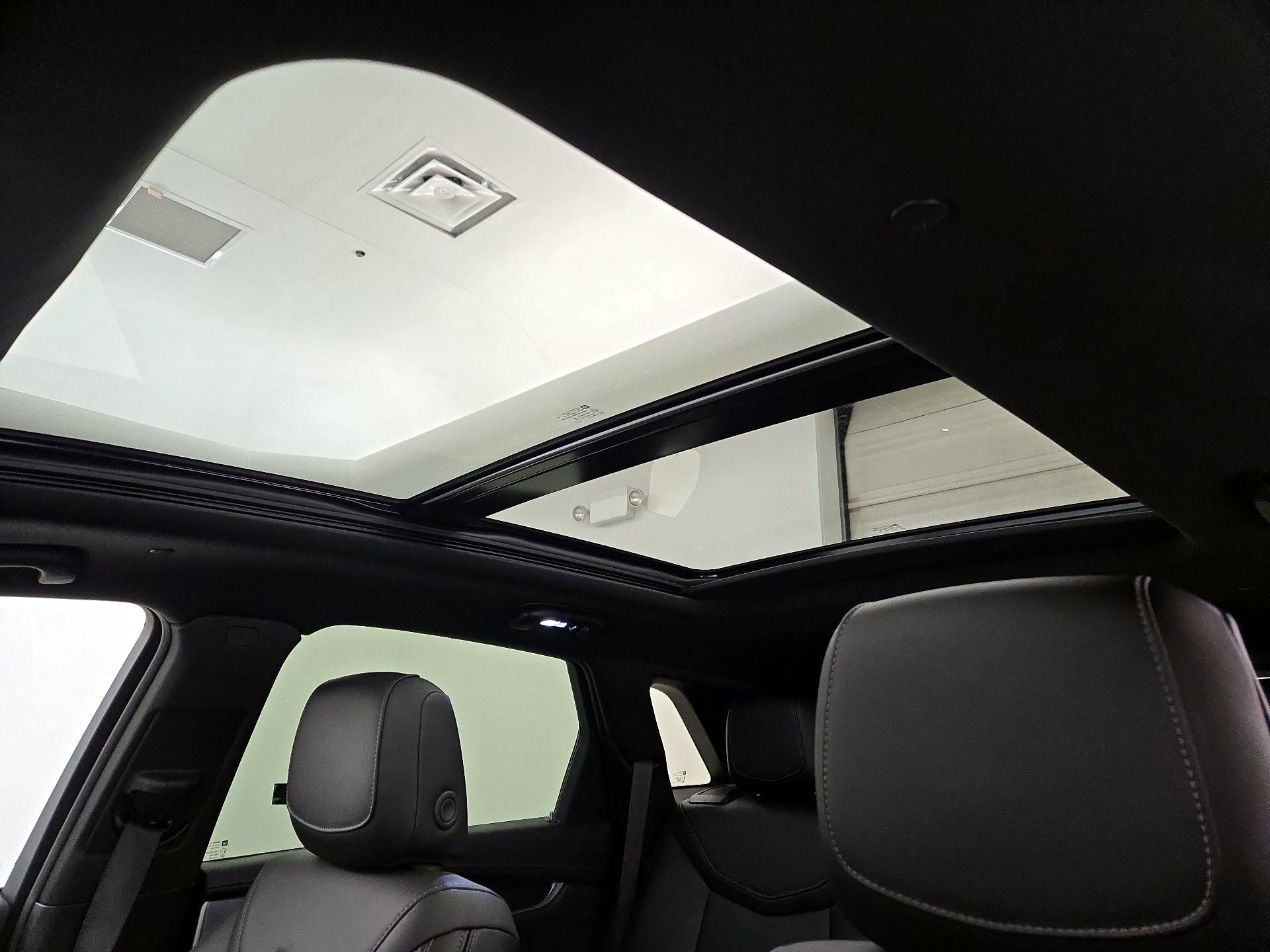 Thumbnail: 2025 Cadillac XT5 - 20