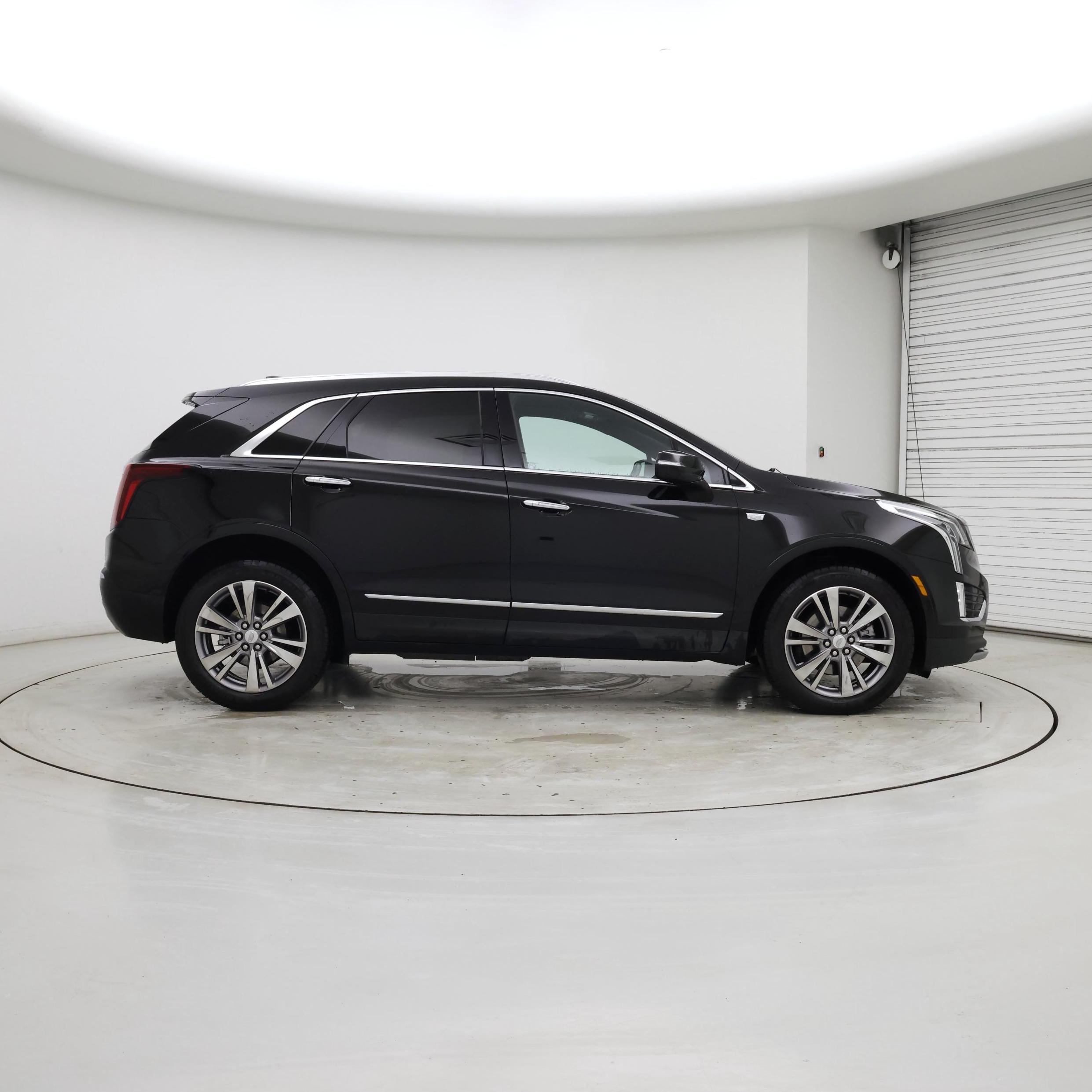 Thumbnail: 2025 Cadillac XT5 - 7