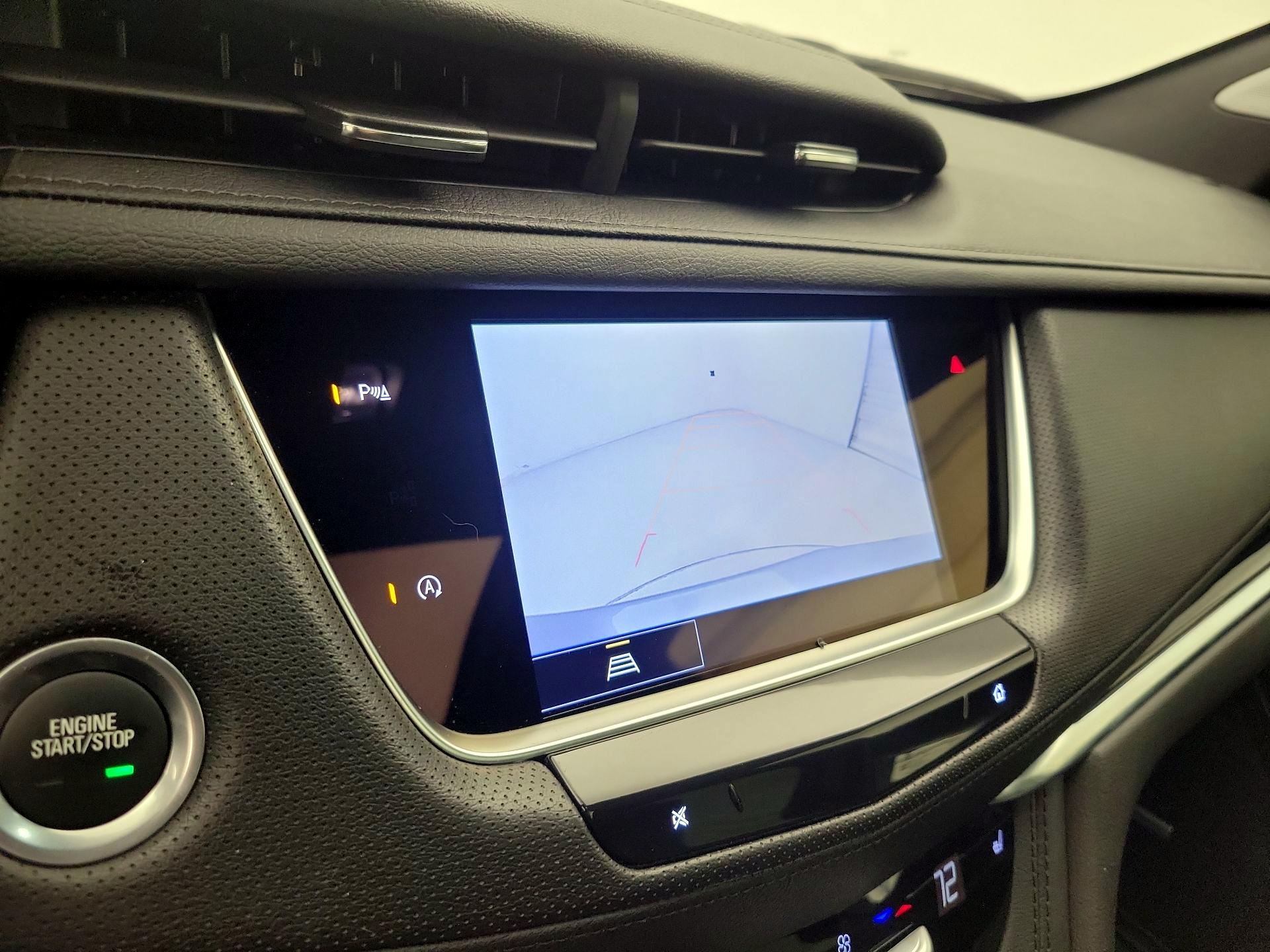 Thumbnail: 2025 Cadillac XT5 - 15