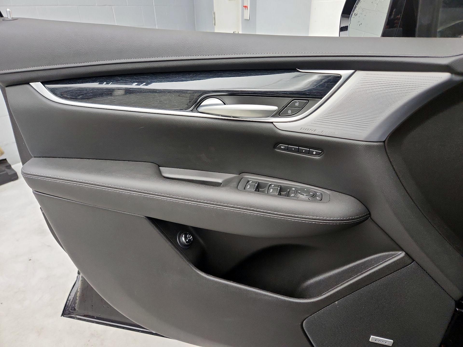 Thumbnail: 2025 Cadillac XT5 - 12