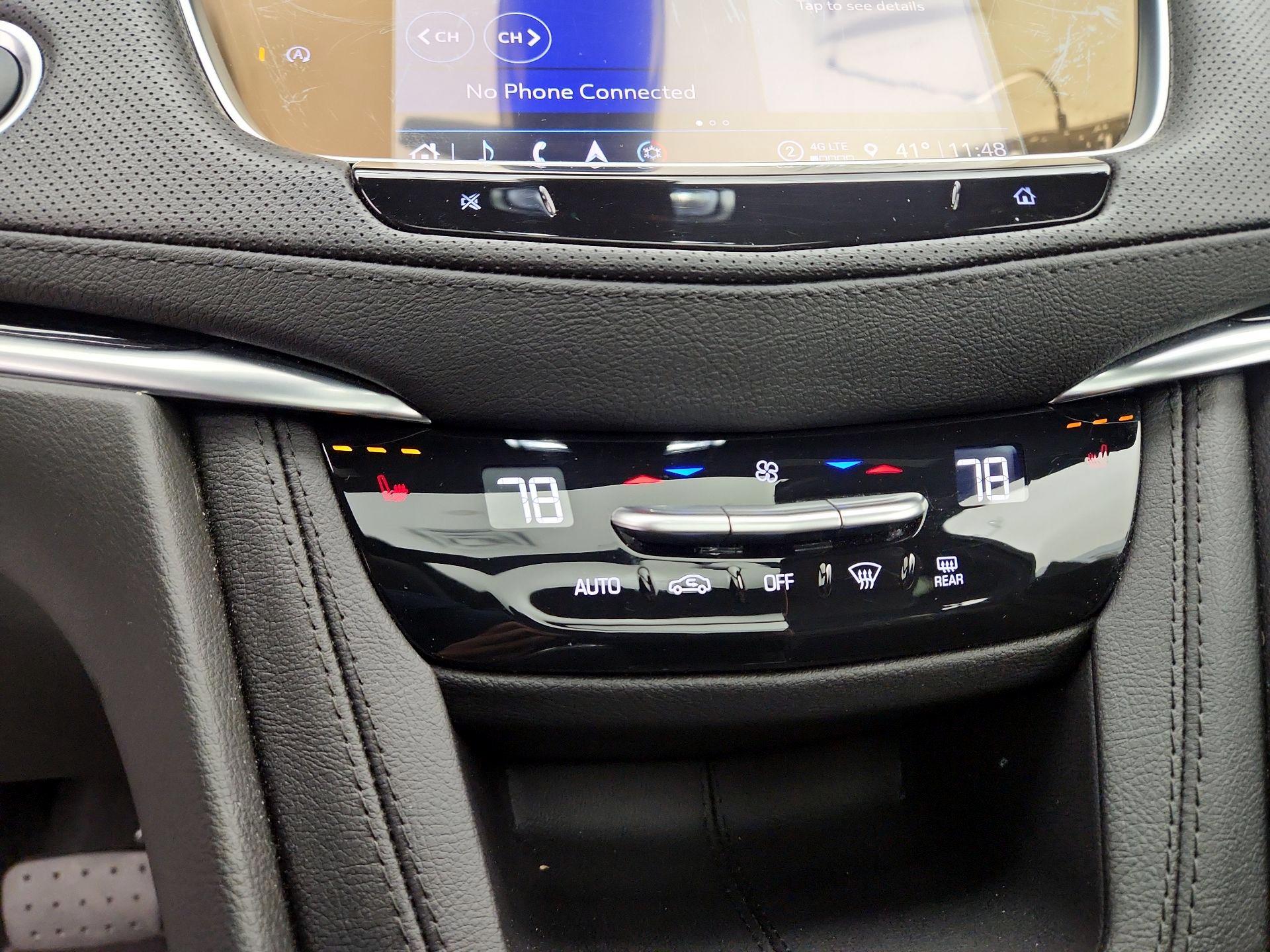 Thumbnail: 2025 Cadillac XT5 - 17