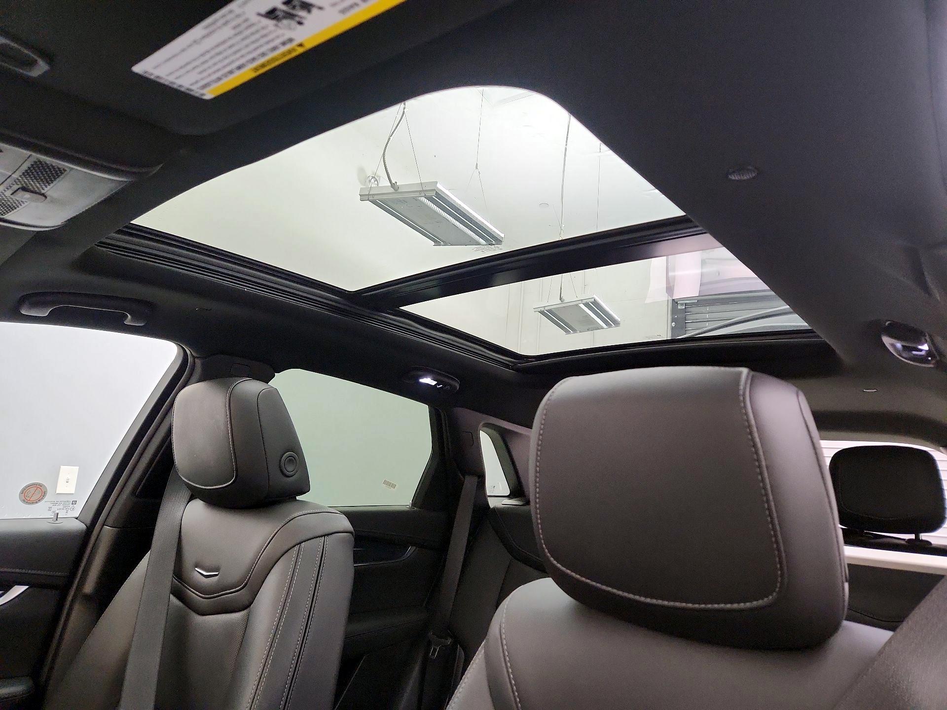 Thumbnail: 2025 Cadillac XT5 - 20