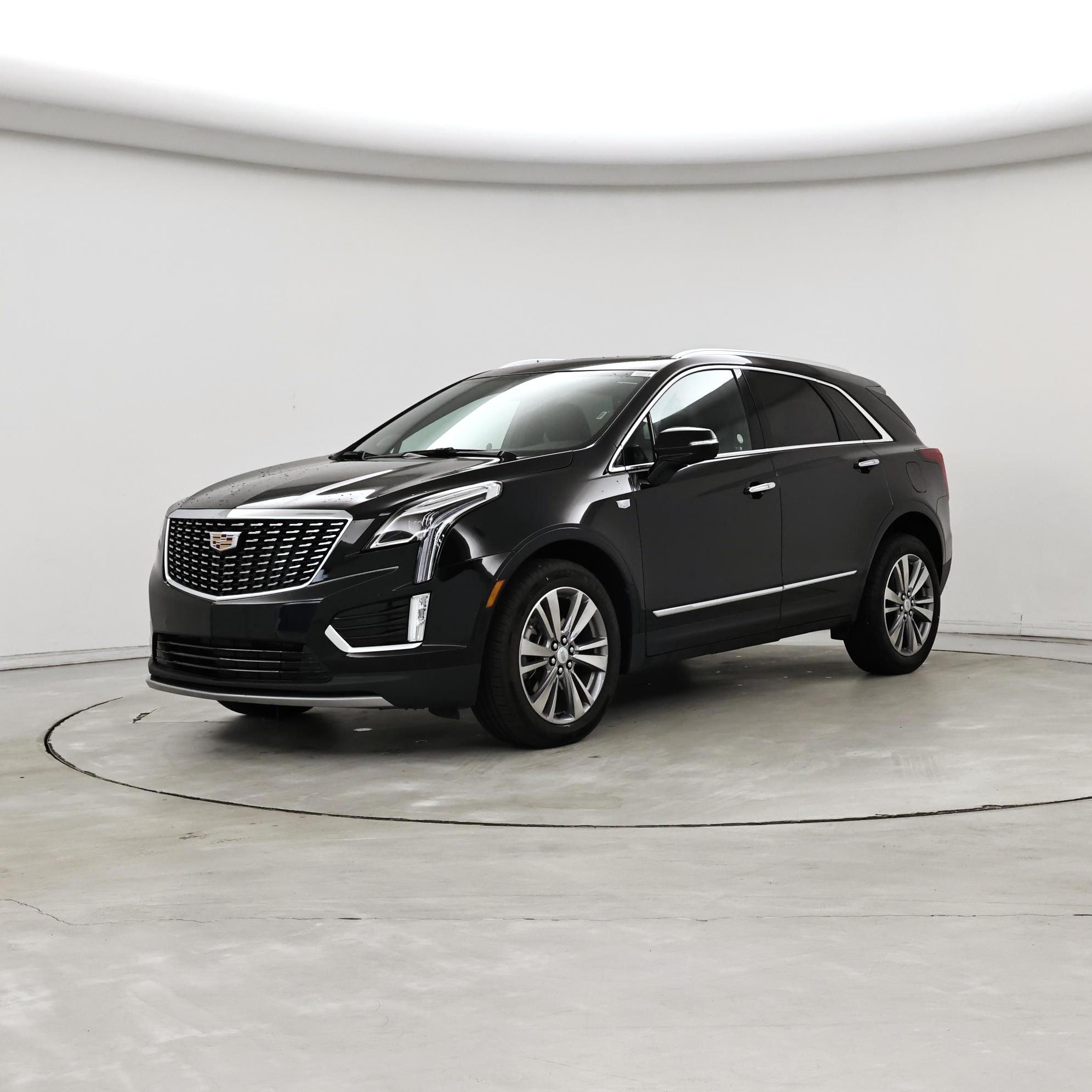 Thumbnail: 2025 Cadillac XT5 - 4