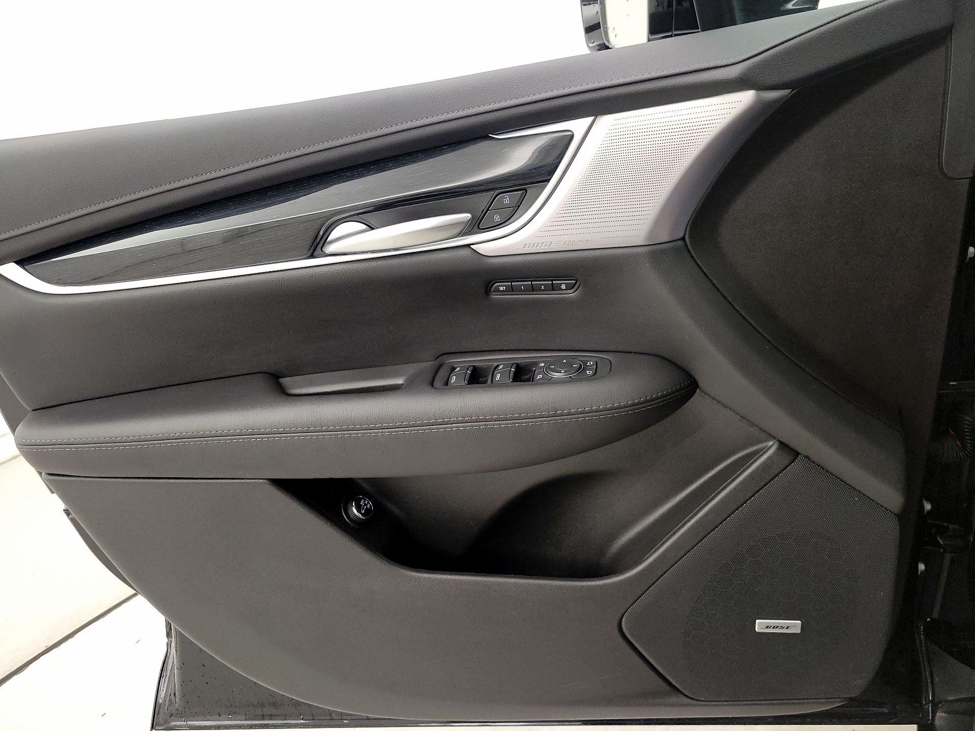 Thumbnail: 2025 Cadillac XT5 - 12