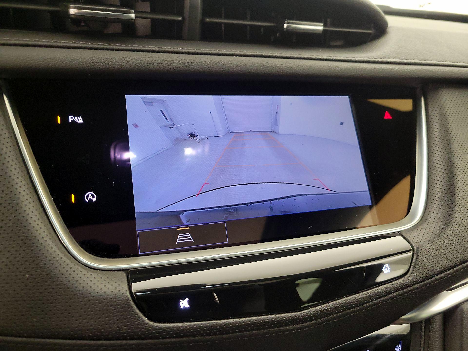 Thumbnail: 2025 Cadillac XT5 - 15