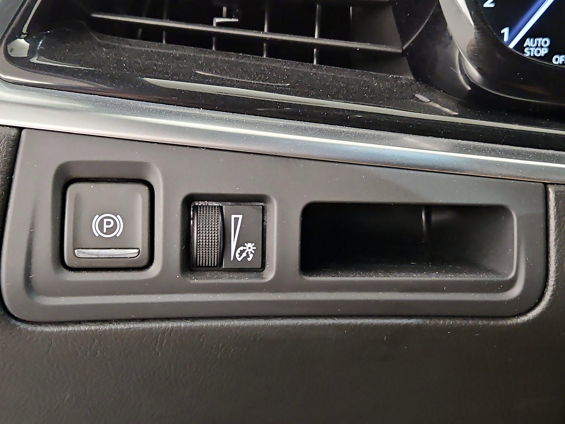 Thumbnail: 2025 Cadillac XT6 - 13