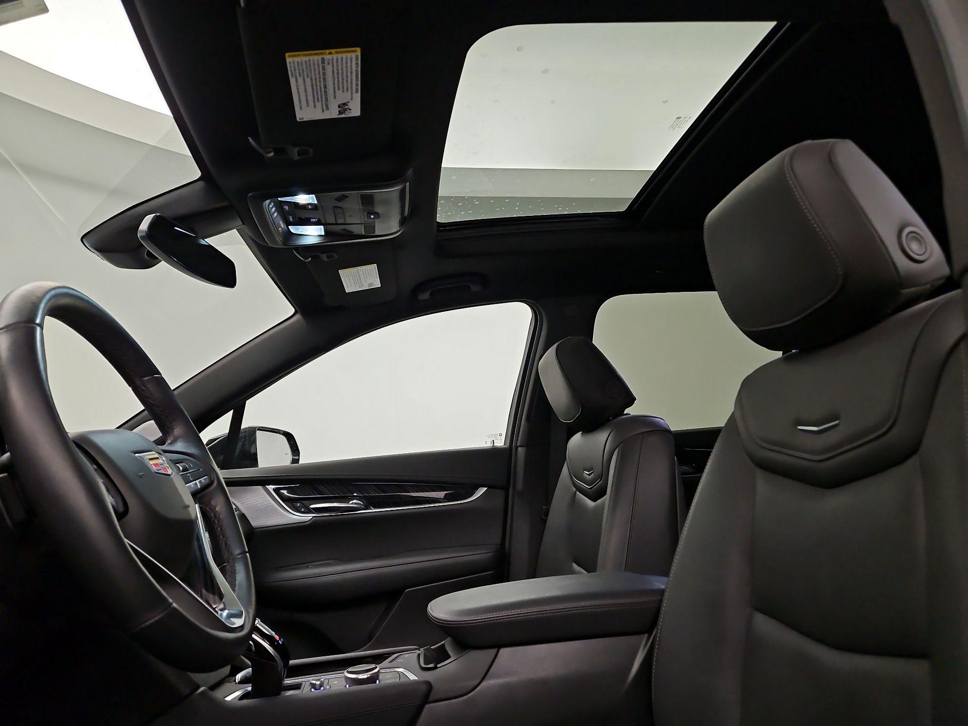 Thumbnail: 2025 Cadillac XT6 - 20