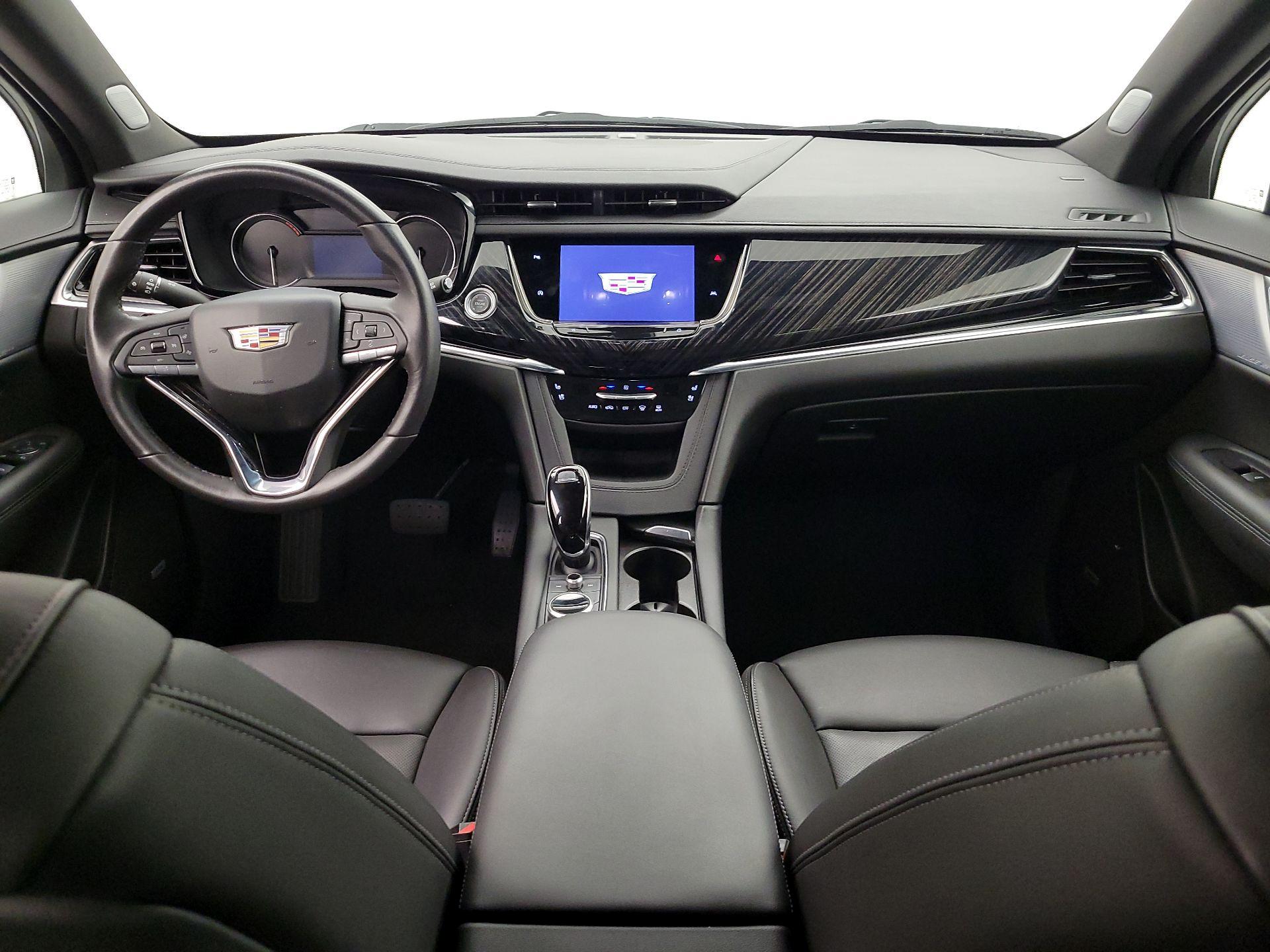 Thumbnail: 2025 Cadillac XT6 - 9