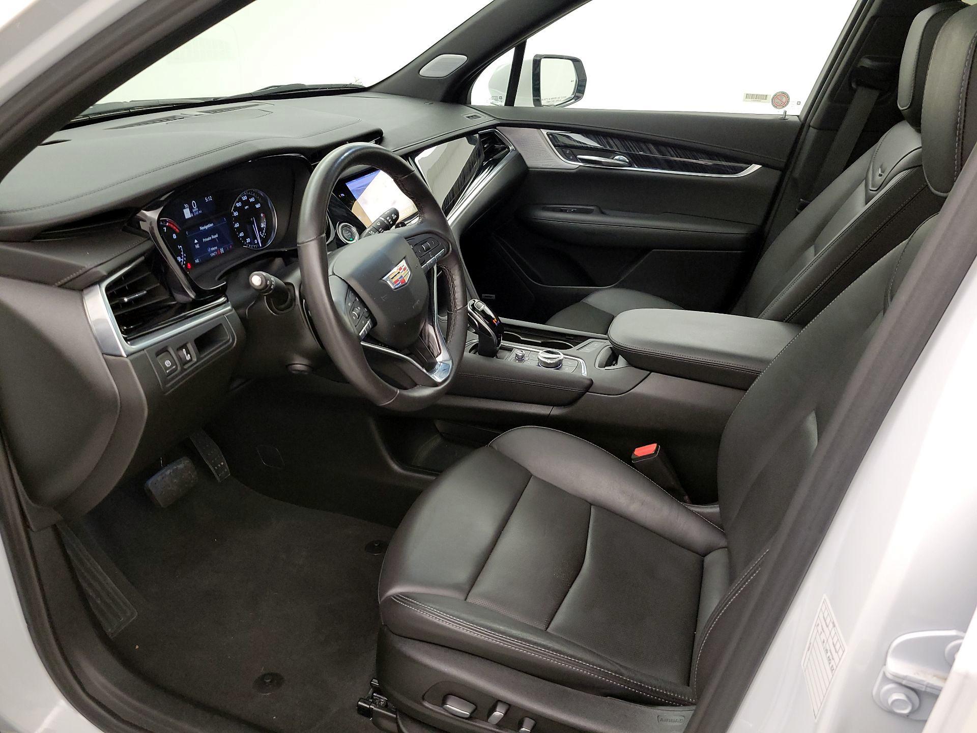 Thumbnail: 2025 Cadillac XT6 - 11