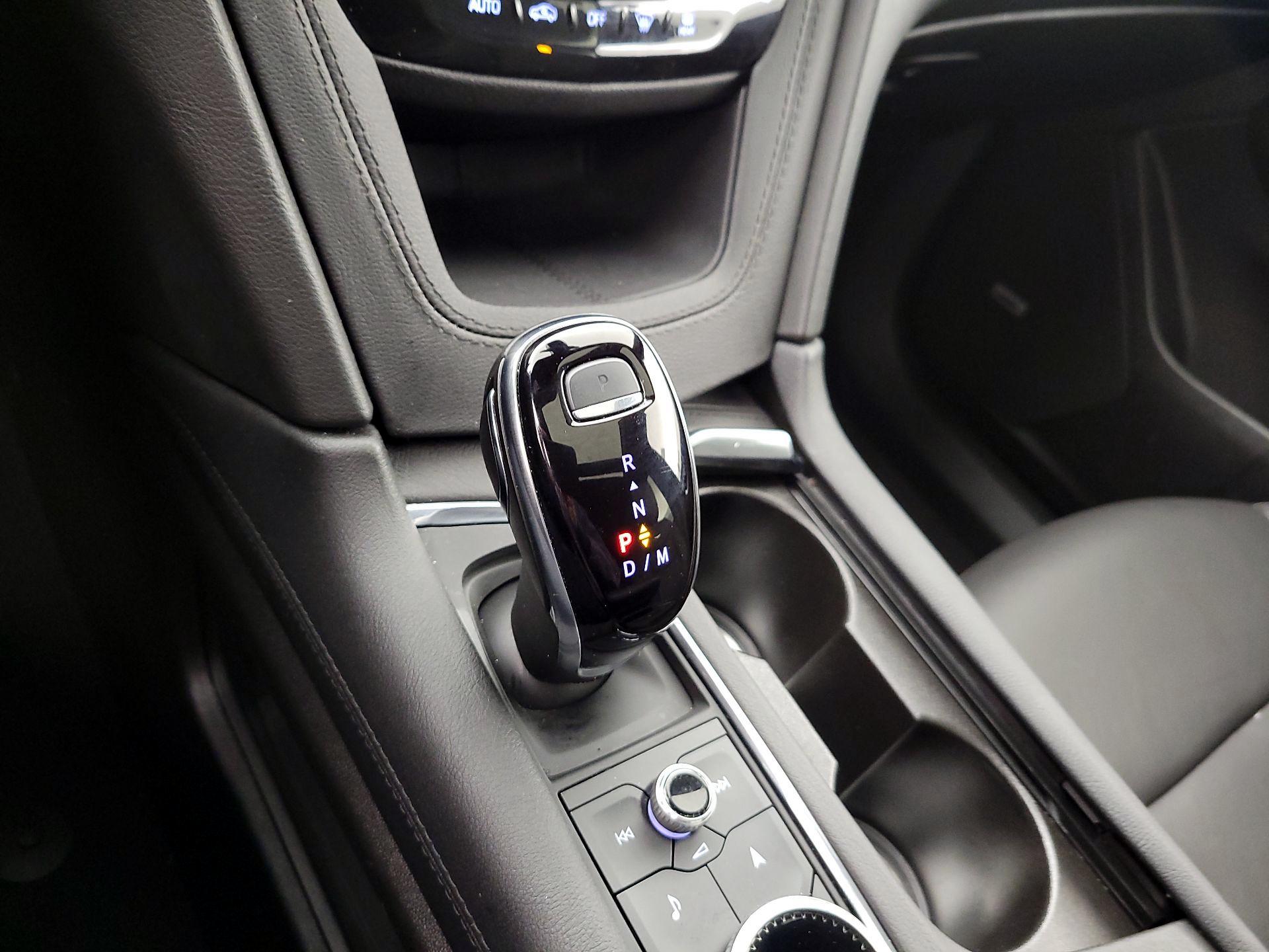 Thumbnail: 2025 Cadillac XT6 - 18