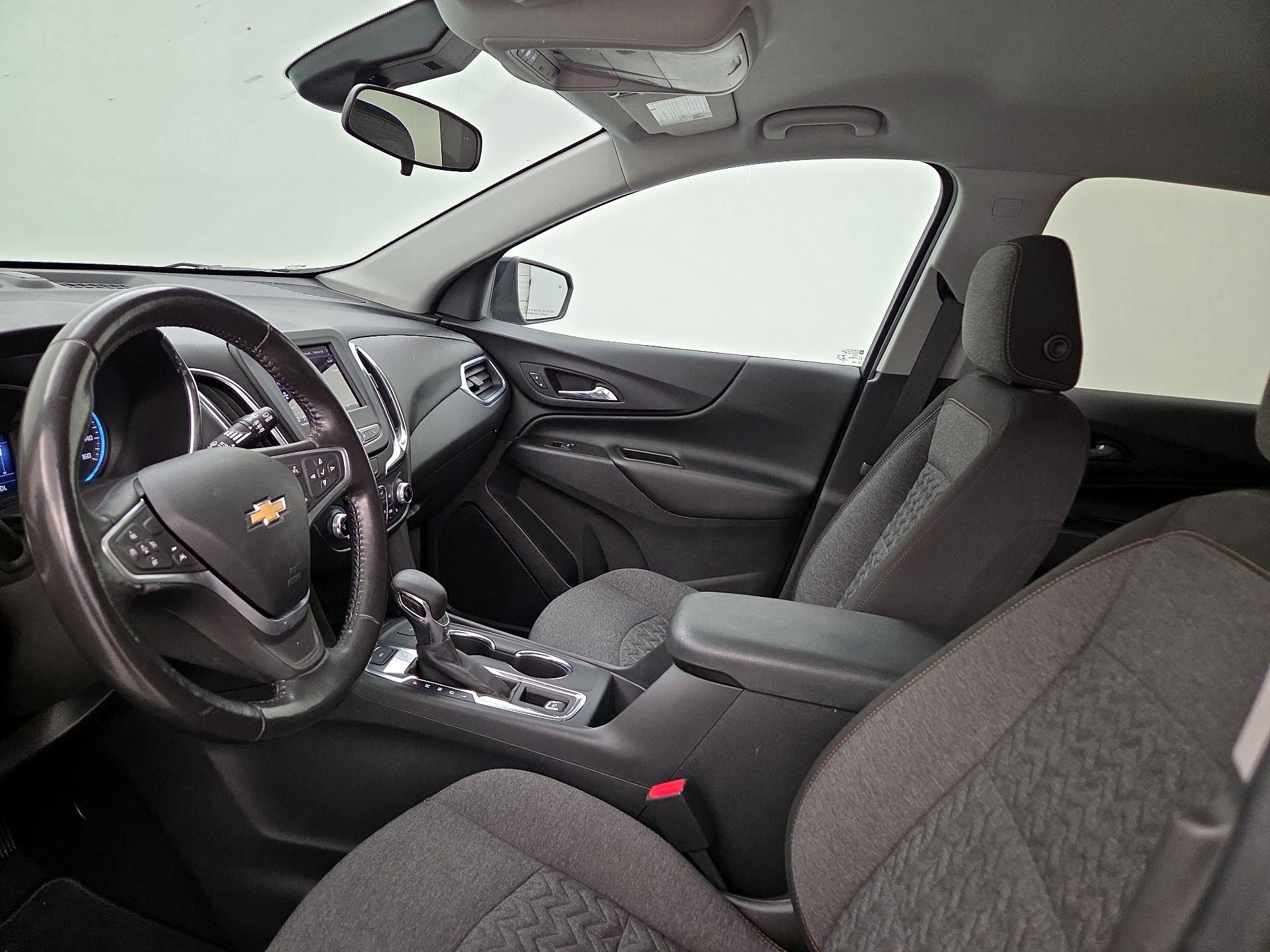 Thumbnail: 2022 Chevrolet Equinox - 11