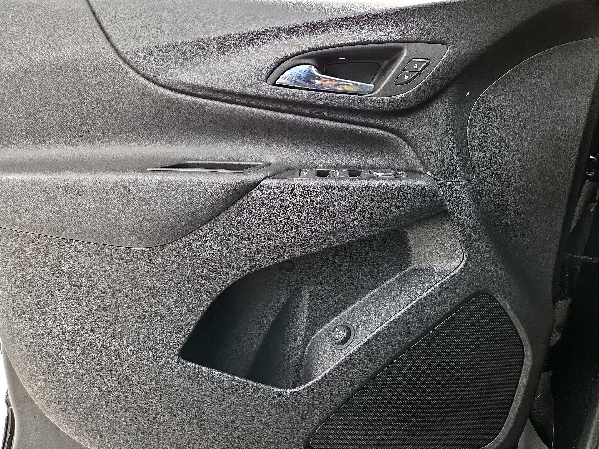 Thumbnail: 2022 Chevrolet Equinox - 12