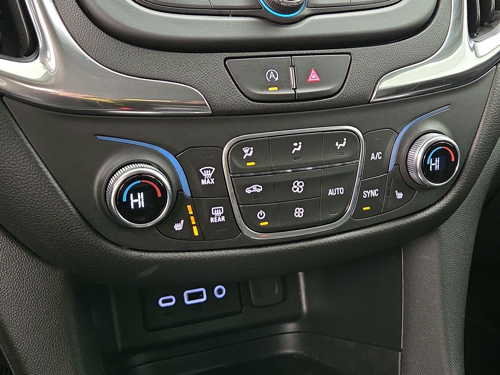 Thumbnail: 2022 Chevrolet Equinox - 16