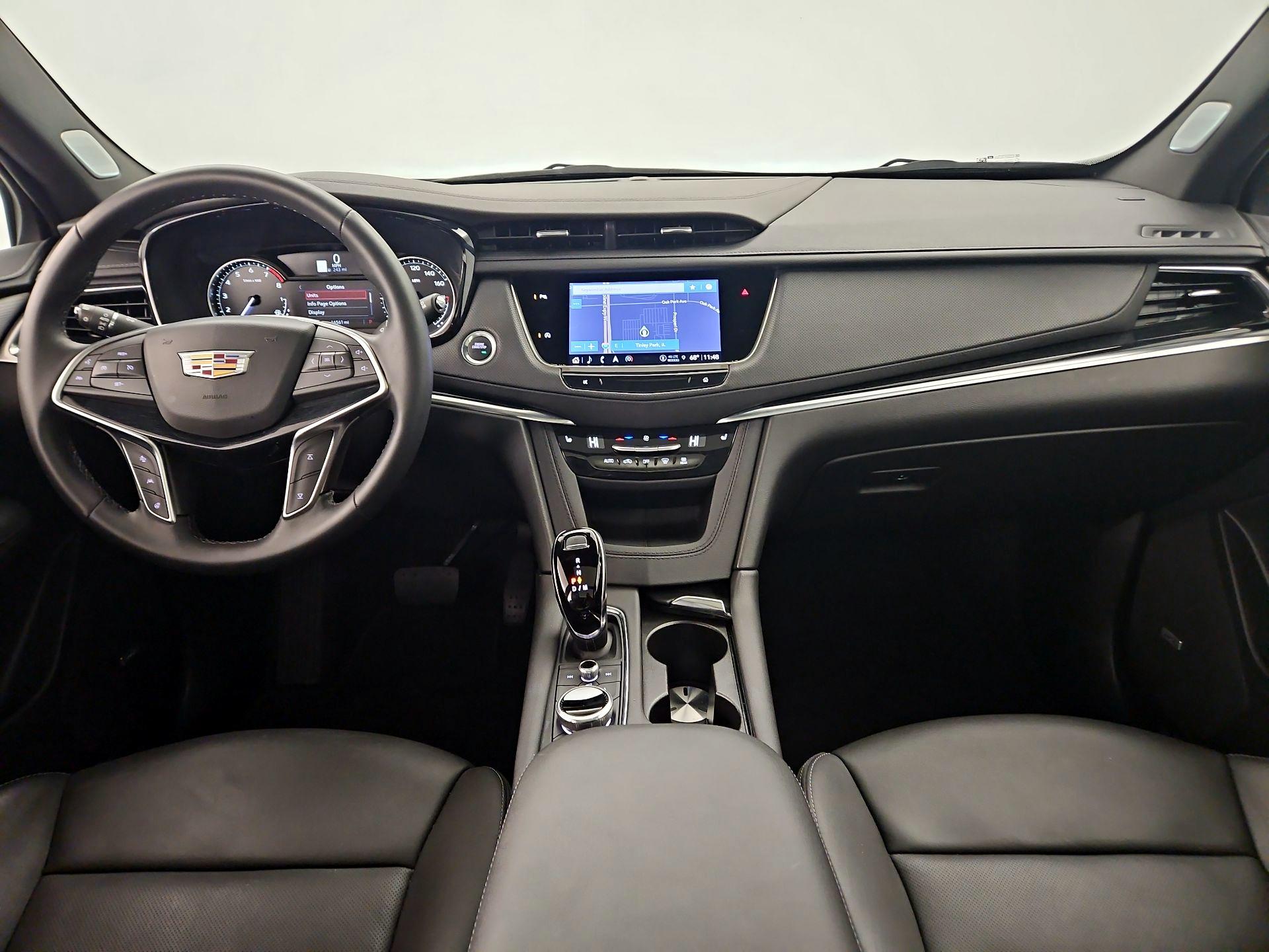 Thumbnail: 2025 Cadillac XT5 - 9