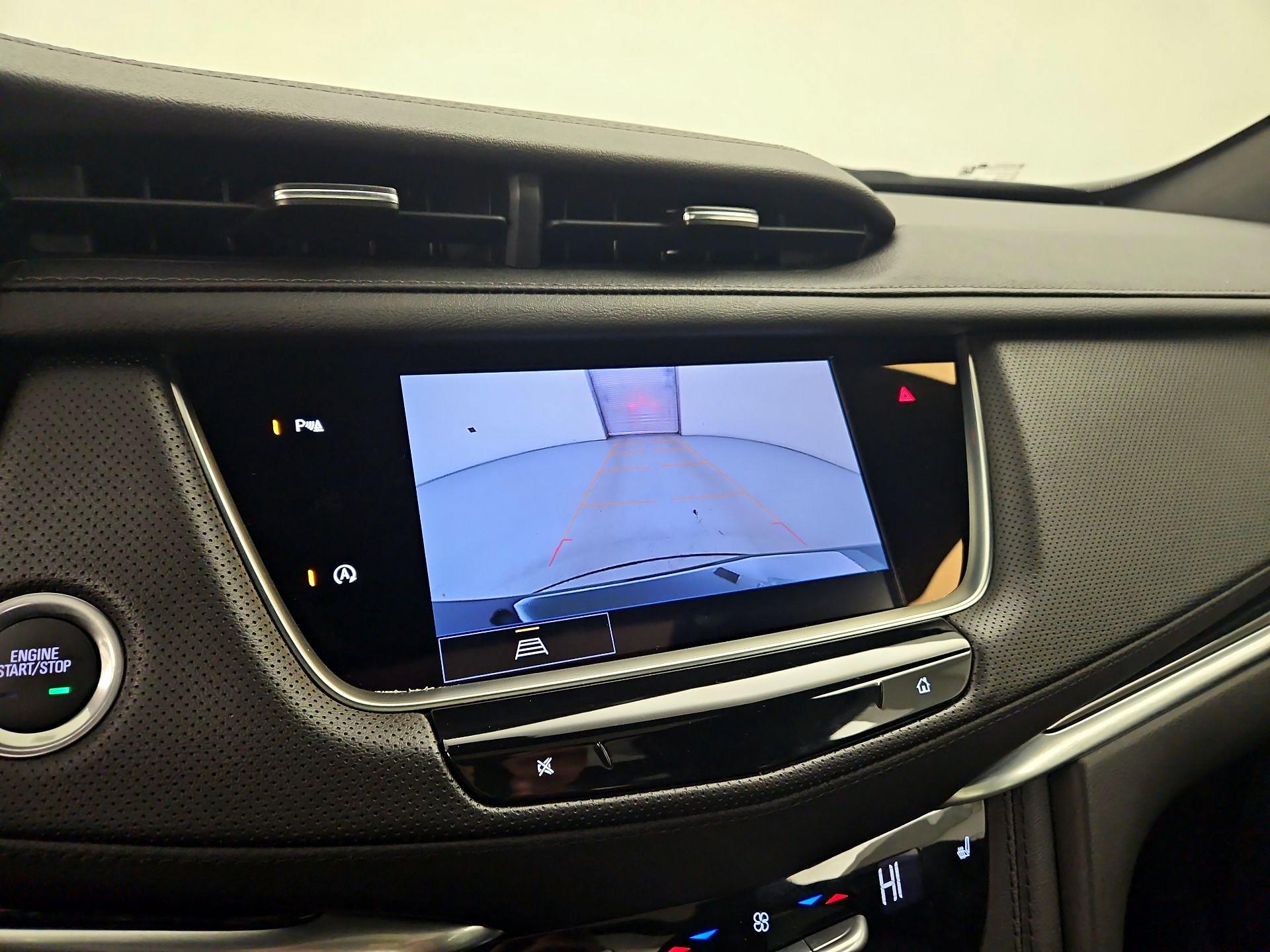 Thumbnail: 2025 Cadillac XT5 - 15