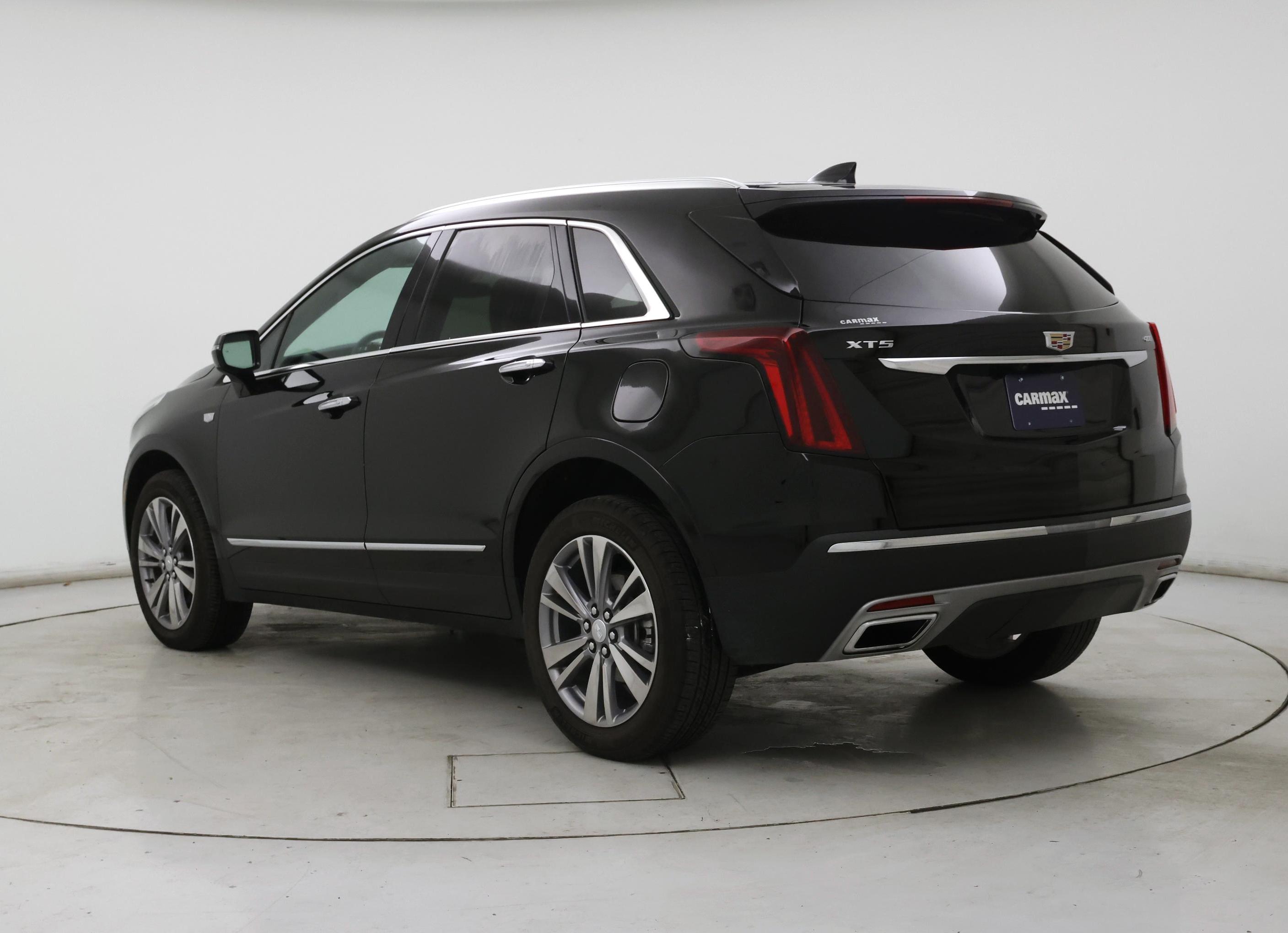 Thumbnail: 2025 Cadillac XT5 - 2