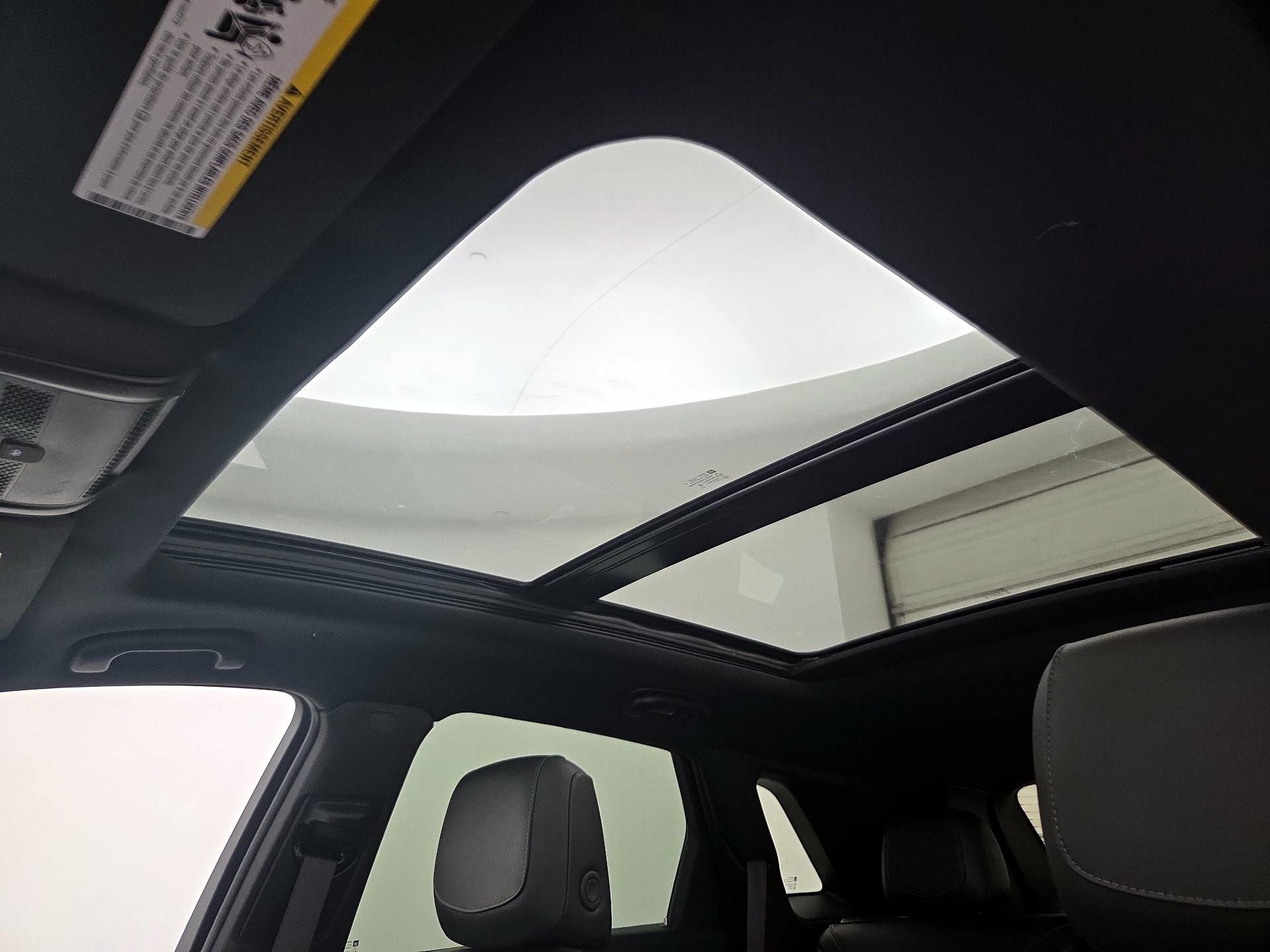 Thumbnail: 2025 Cadillac XT5 - 20