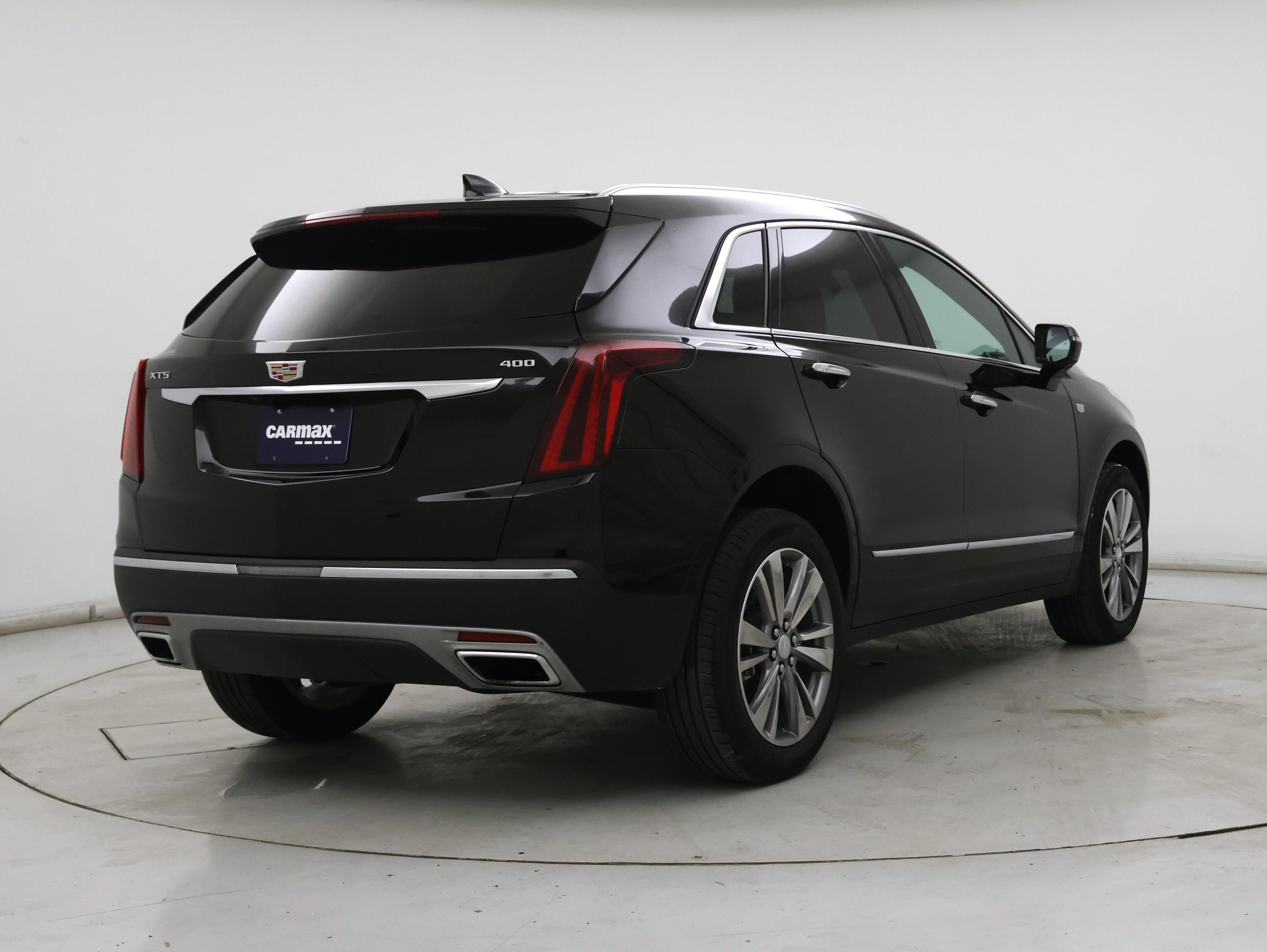 Thumbnail: 2025 Cadillac XT5 - 8