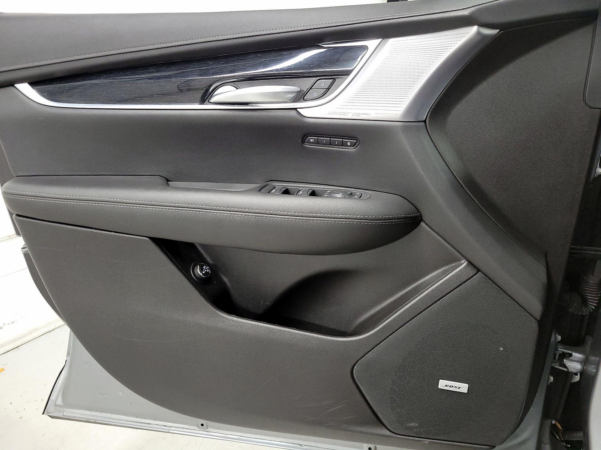 Thumbnail: 2025 Cadillac XT5 - 12