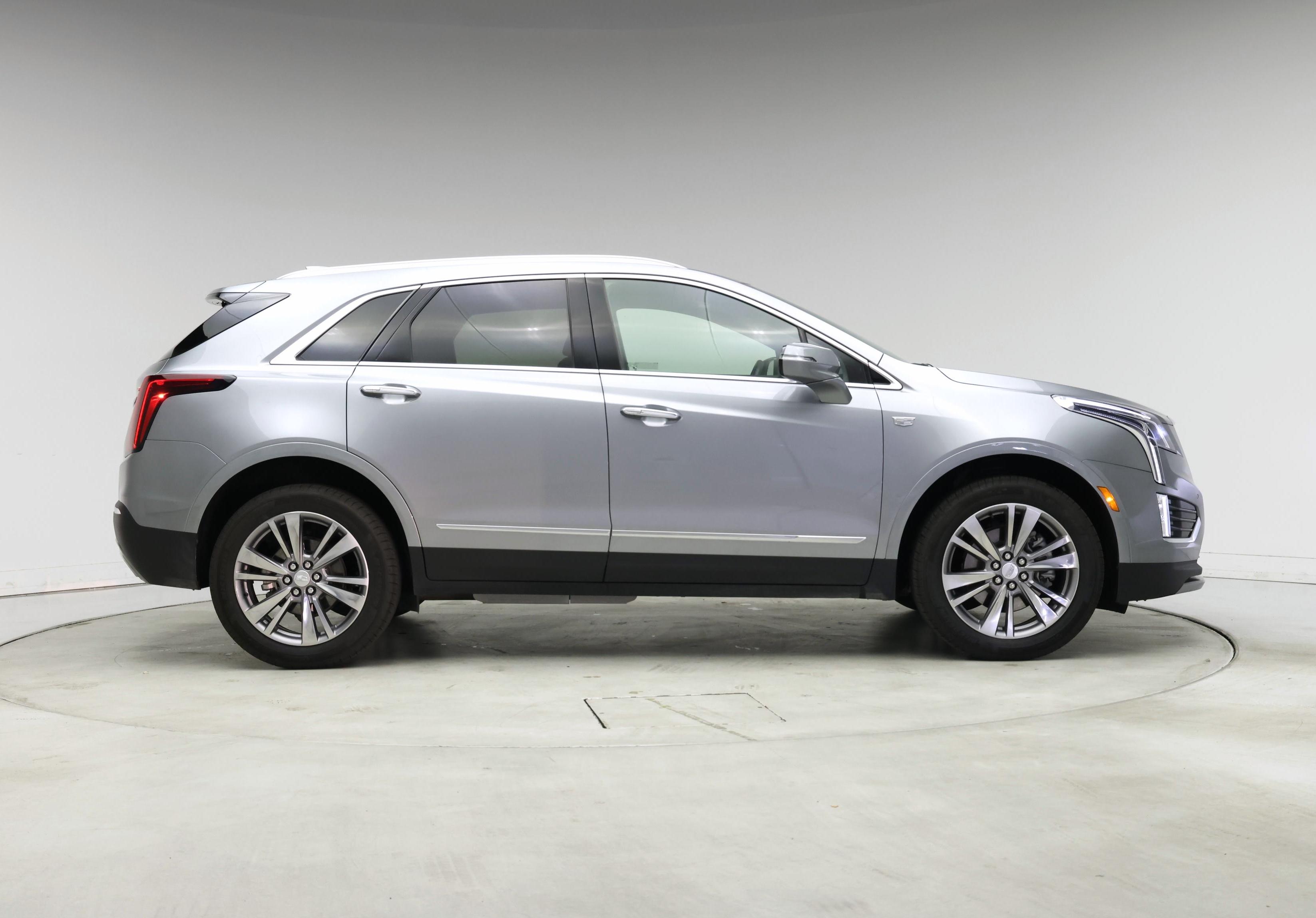 Thumbnail: 2025 Cadillac XT5 - 7