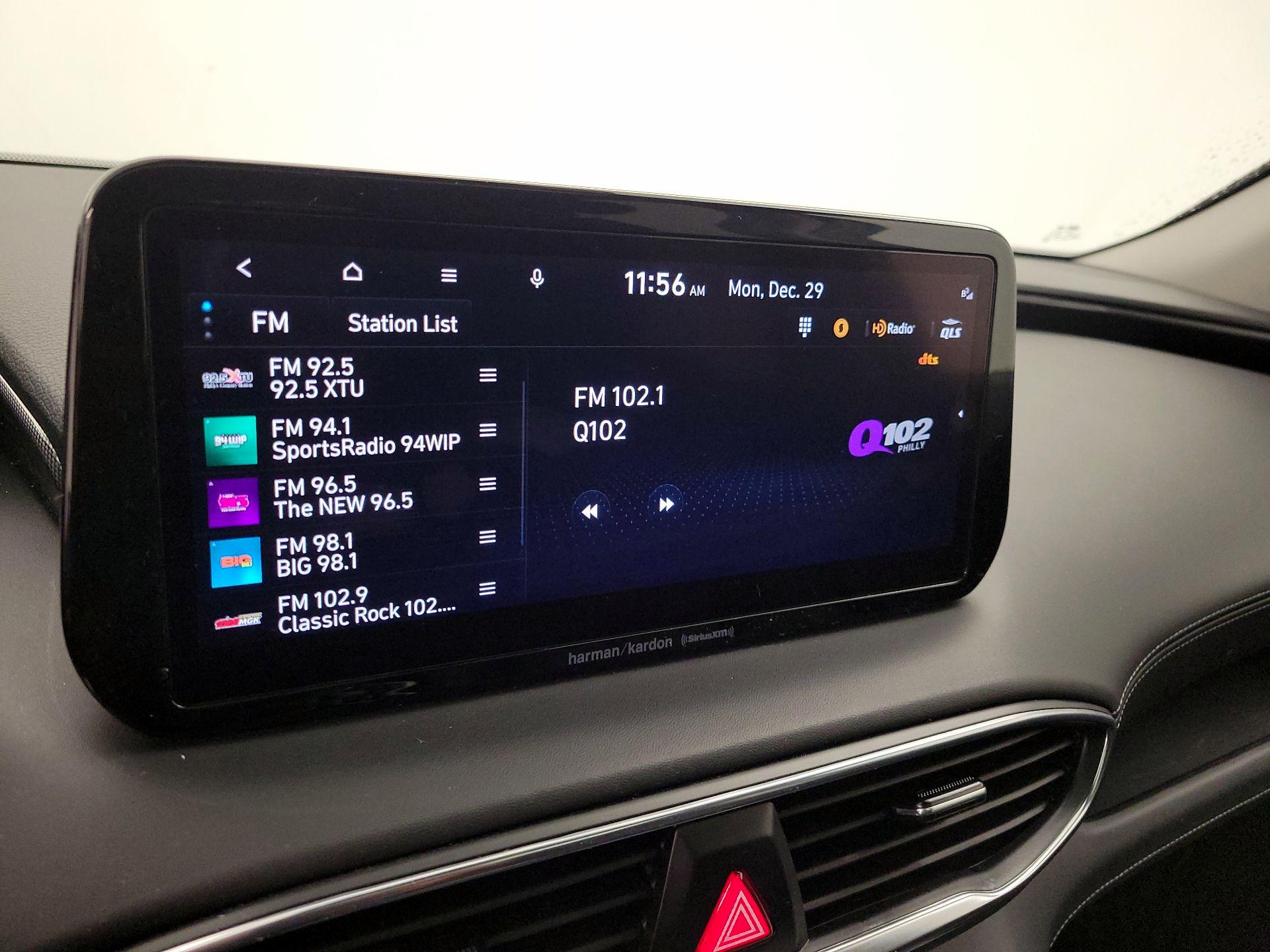 Thumbnail: 2023 Hyundai Santa Fe - 16