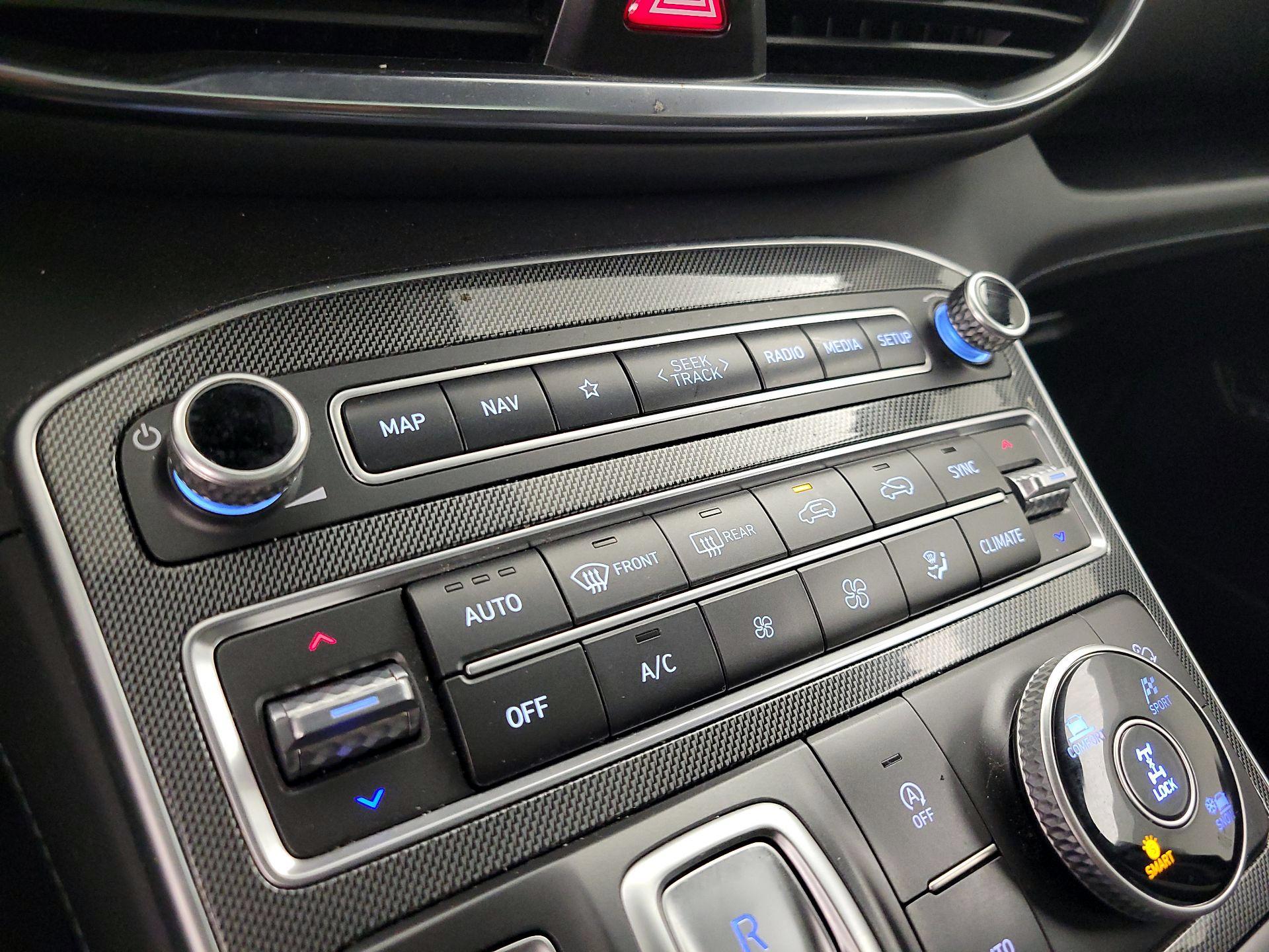 Thumbnail: 2023 Hyundai Santa Fe - 17