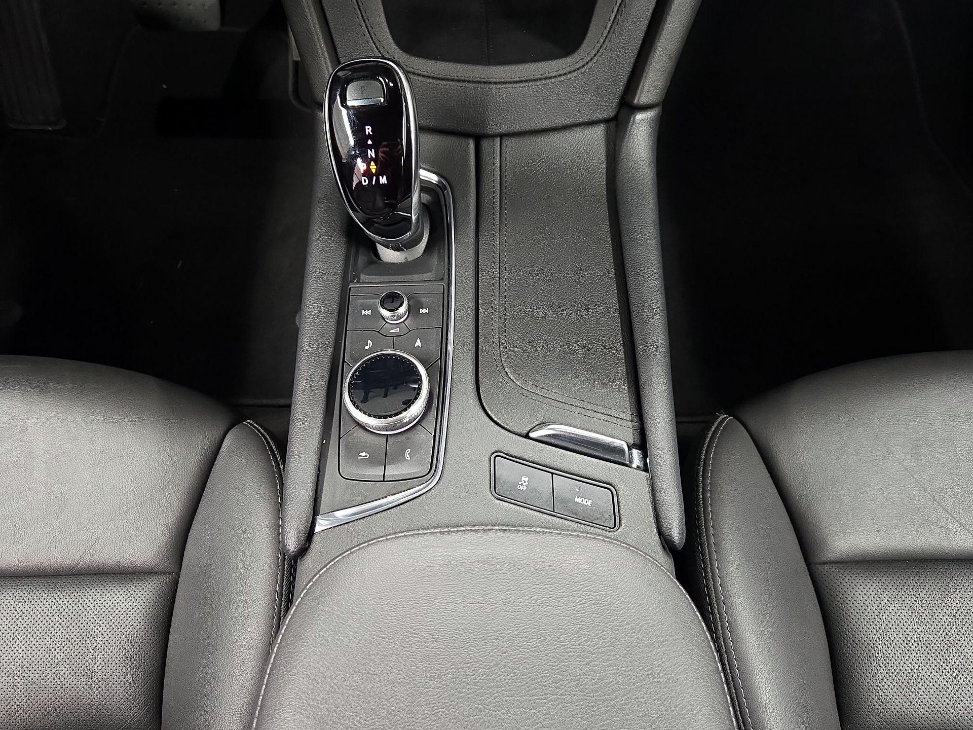 Thumbnail: 2025 Cadillac XT5 - 18