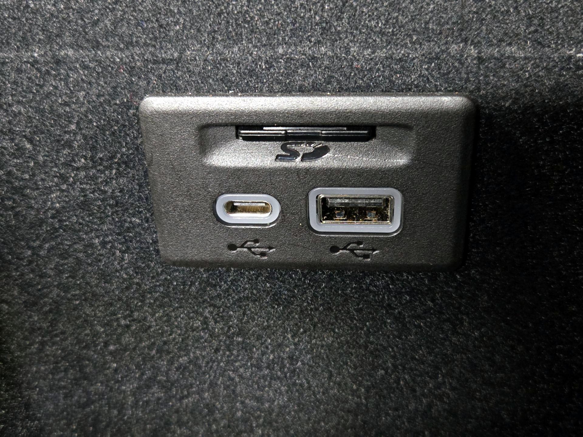 Thumbnail: 2025 Cadillac XT5 - 19