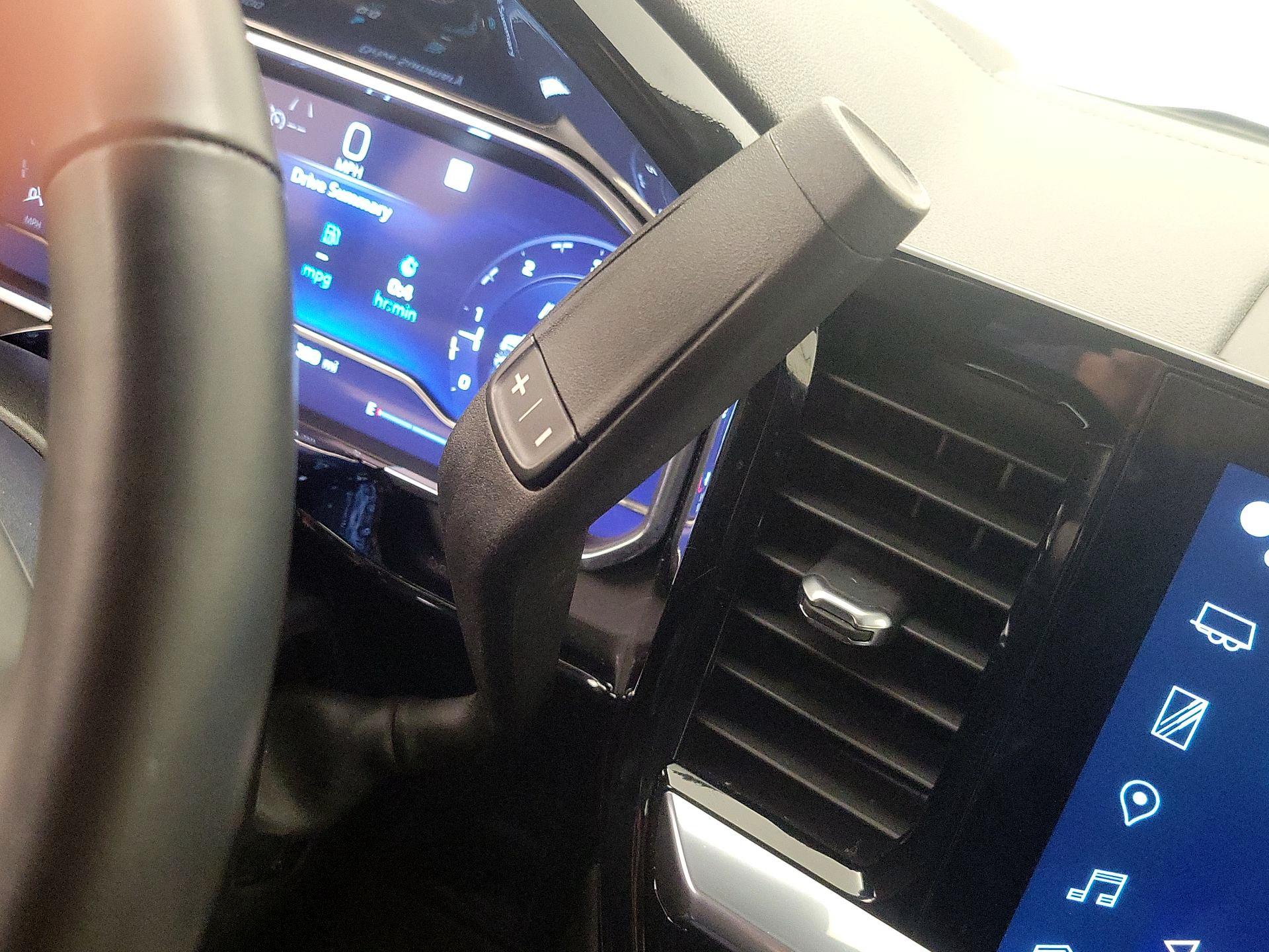 Thumbnail: 2023 Chevrolet Silverado 1500 - 17