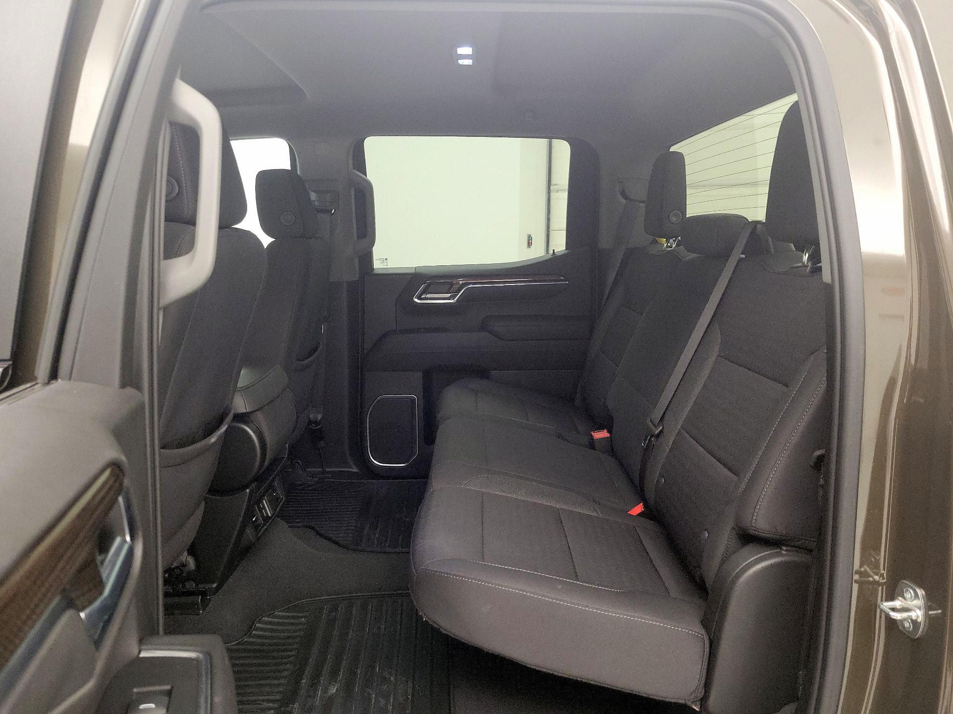 Thumbnail: 2023 Chevrolet Silverado 1500 - 19