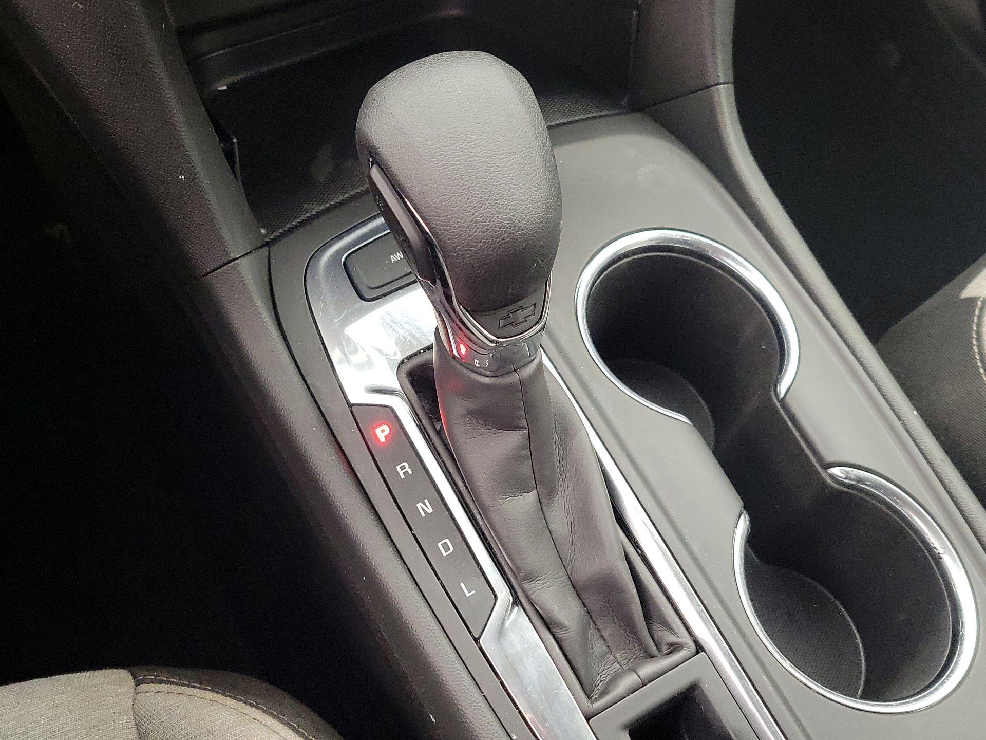 Thumbnail: 2022 Chevrolet Equinox - 17