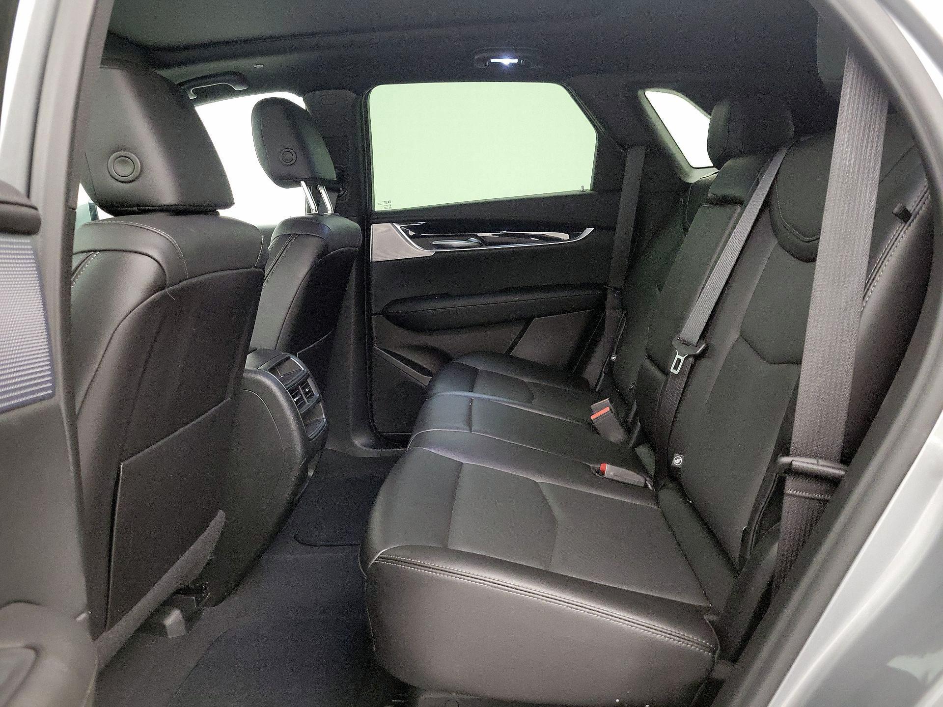 Thumbnail: 2025 Cadillac XT5 - 18