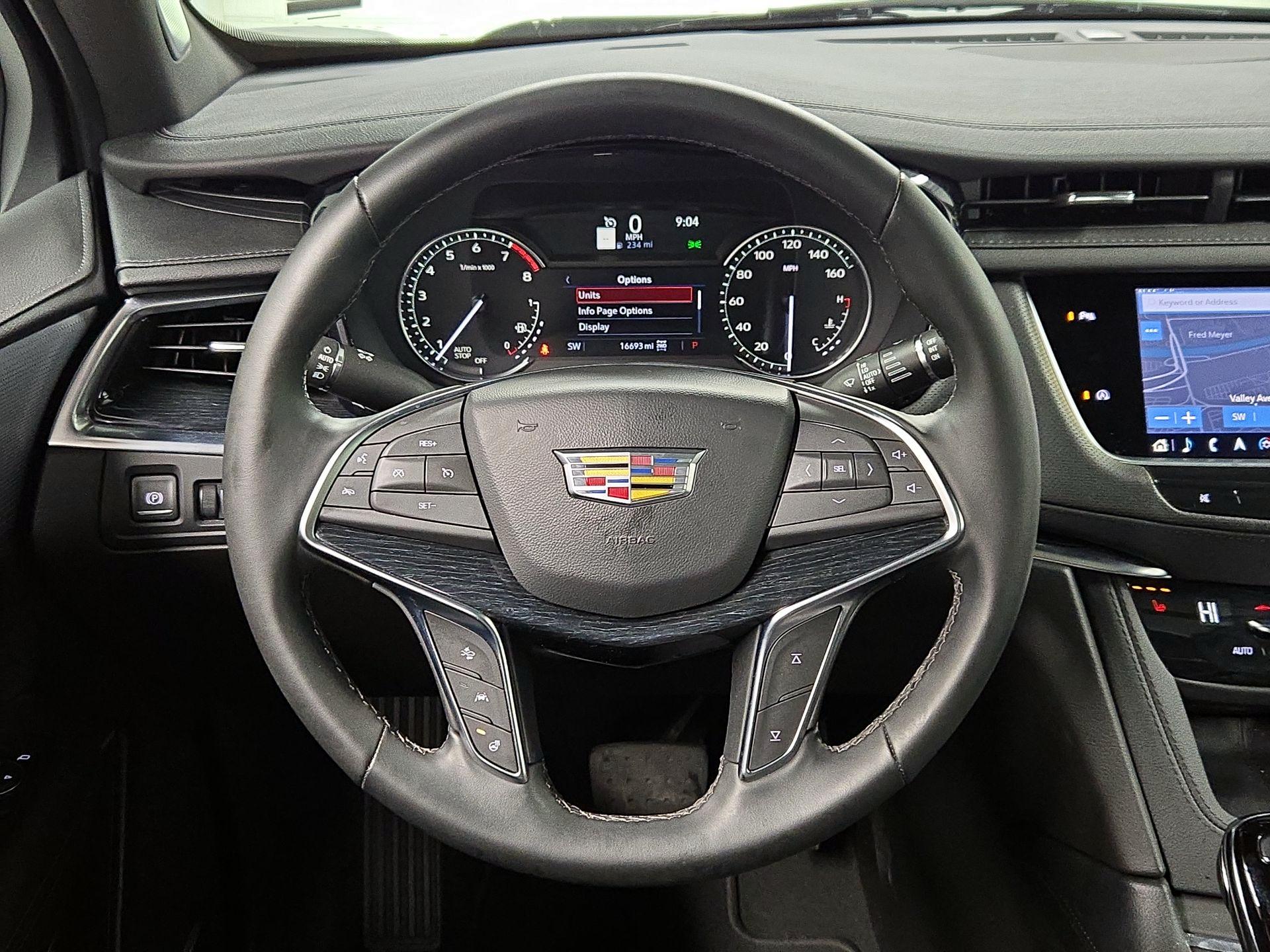 Thumbnail: 2025 Cadillac XT5 - 10