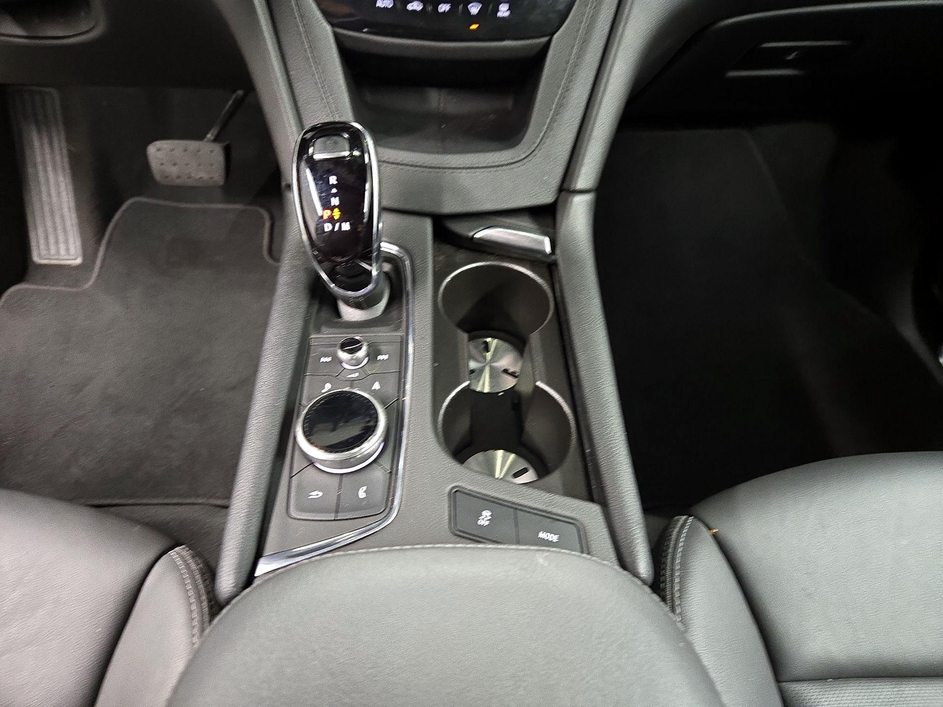 Thumbnail: 2025 Cadillac XT5 - 18