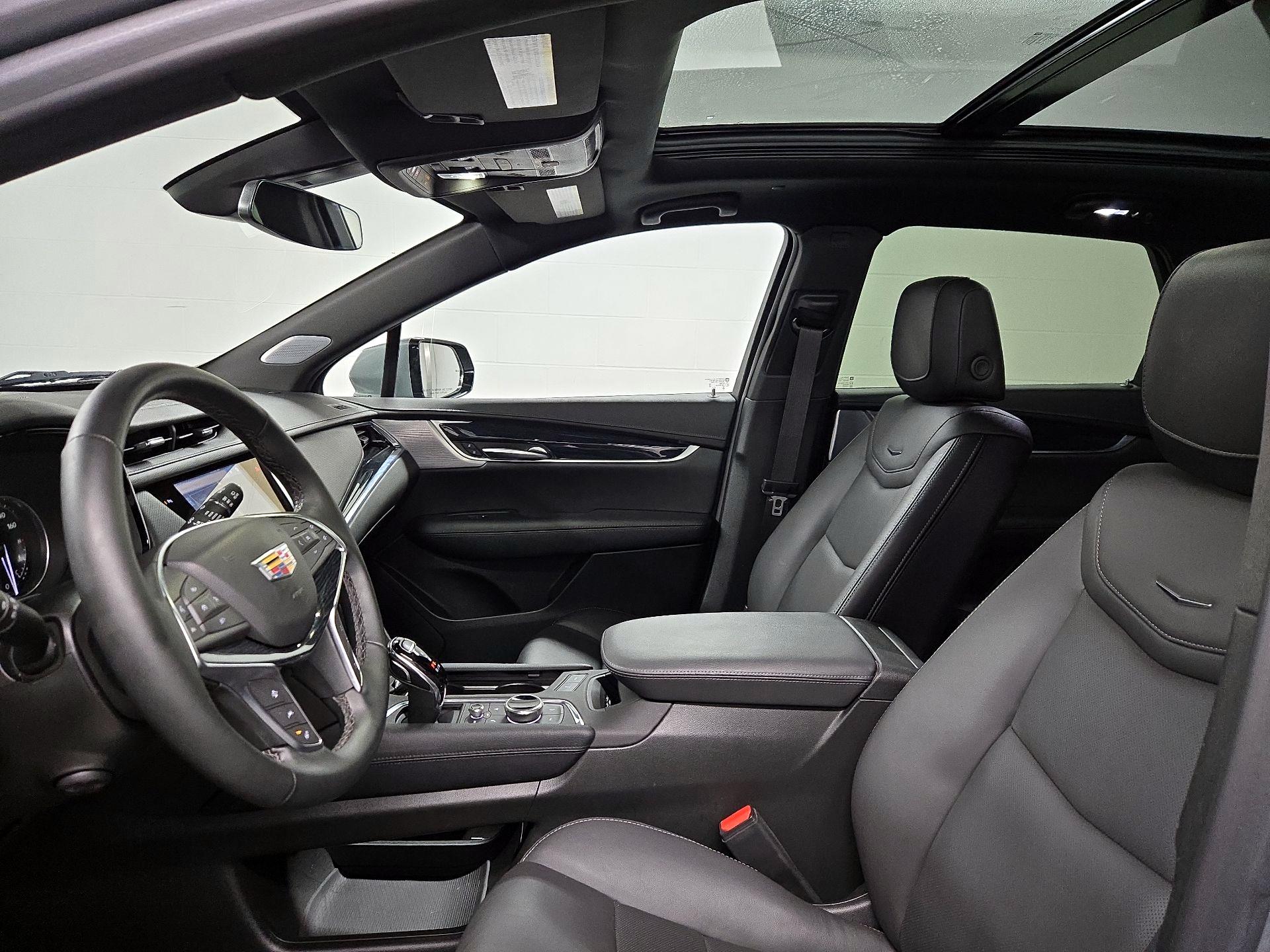 Thumbnail: 2025 Cadillac XT5 - 20