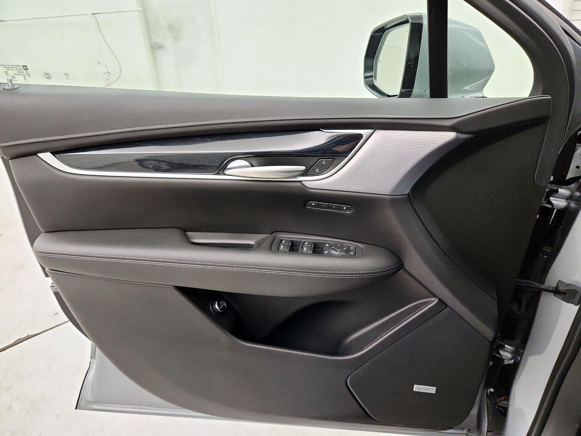 Thumbnail: 2025 Cadillac XT5 - 12