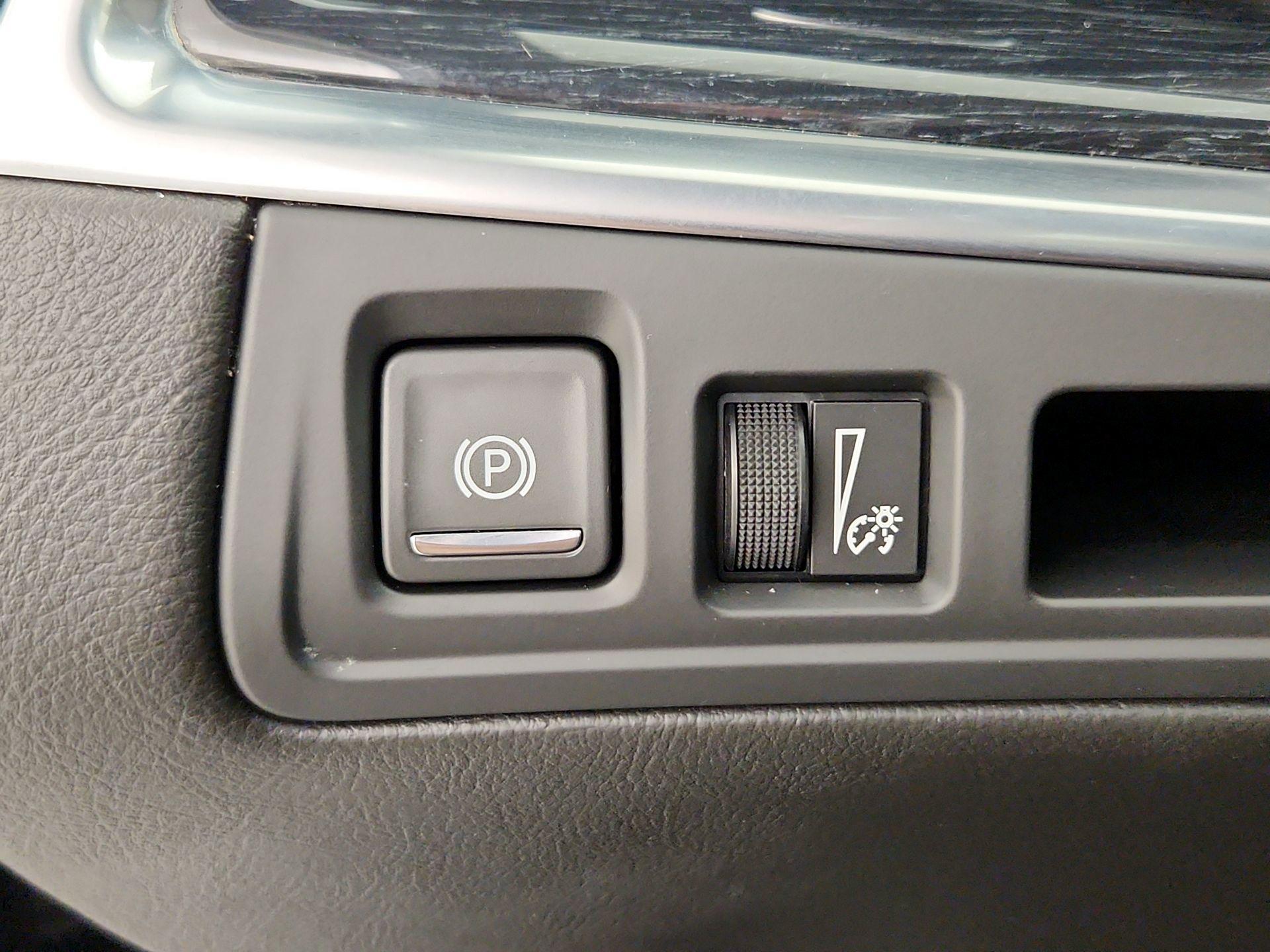 Thumbnail: 2025 Cadillac XT5 - 13