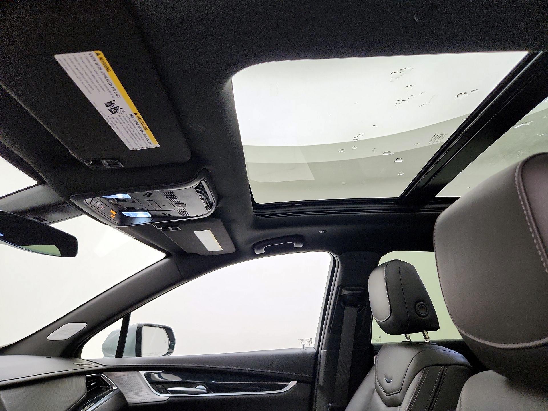 Thumbnail: 2025 Cadillac XT5 - 19