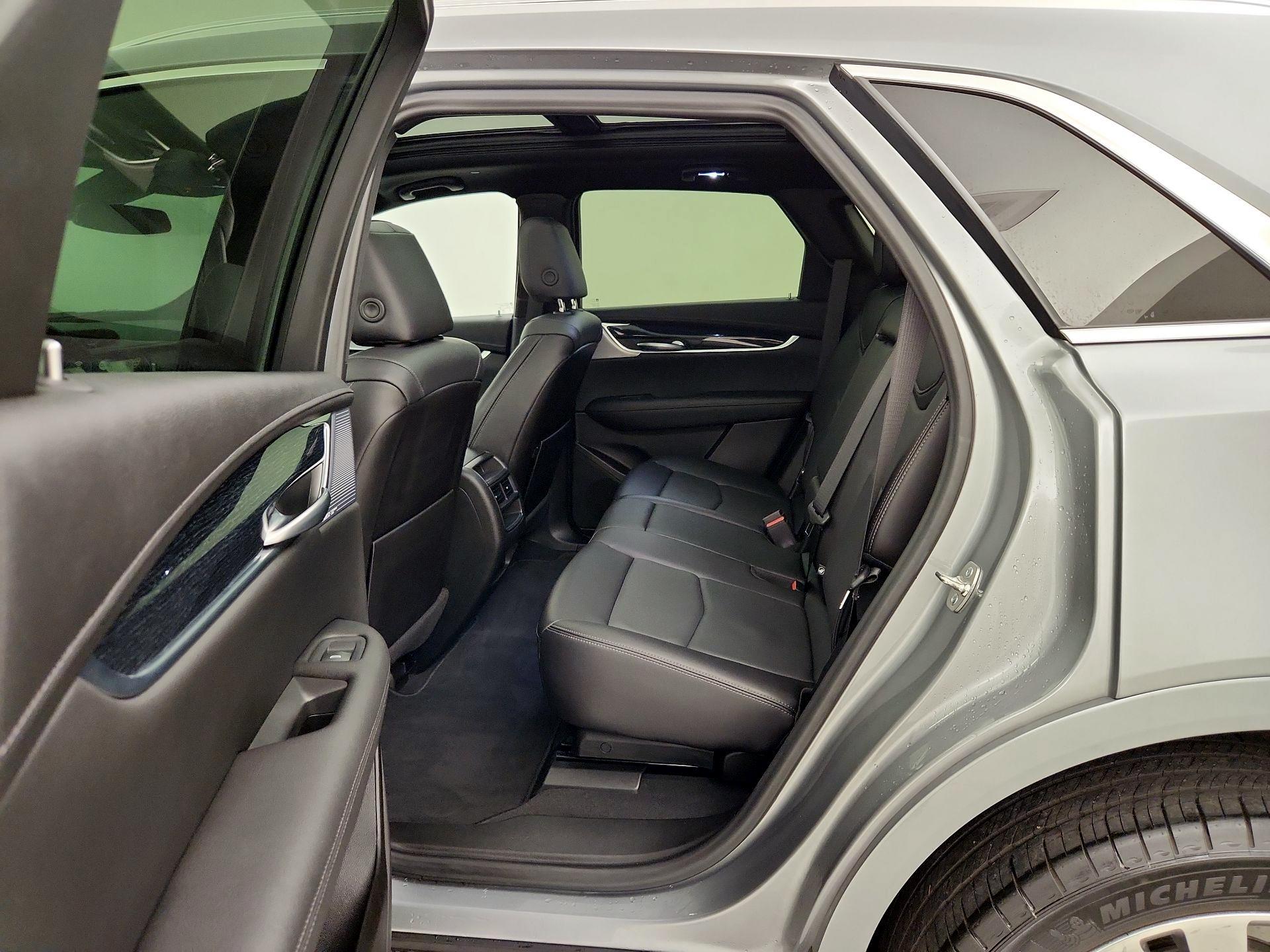 Thumbnail: 2025 Cadillac XT5 - 20